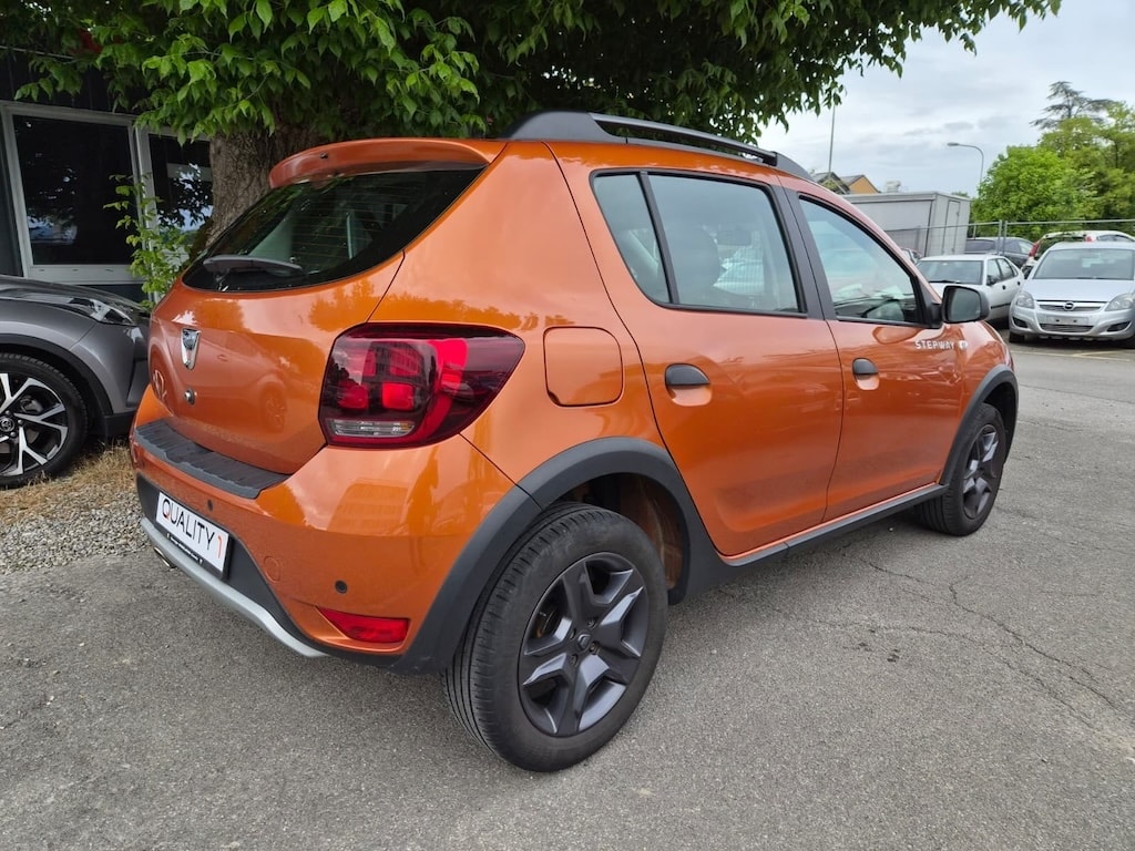 DACIA Sandero Tce 90 Stepway Unlimited Automatic-image-5