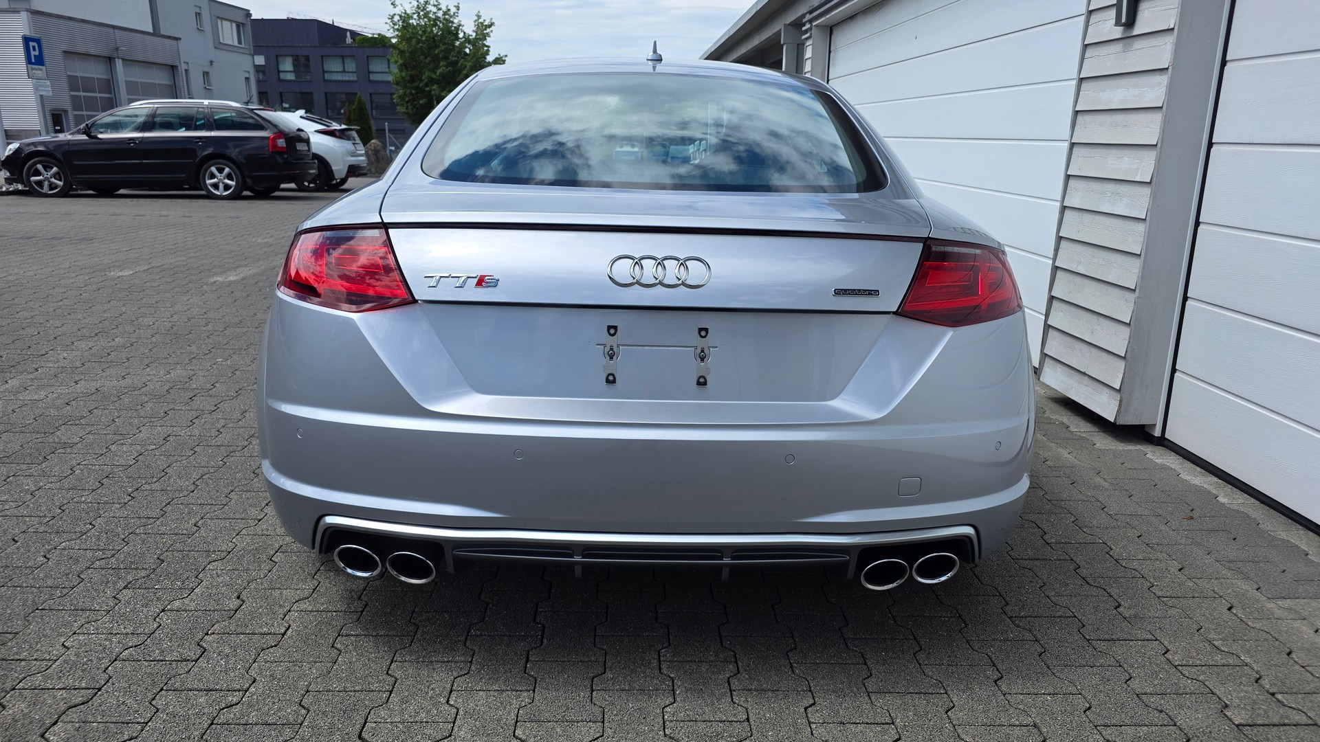 AUDI TTS Coupé 2.0 TFSI quattro S-tronic-image-4