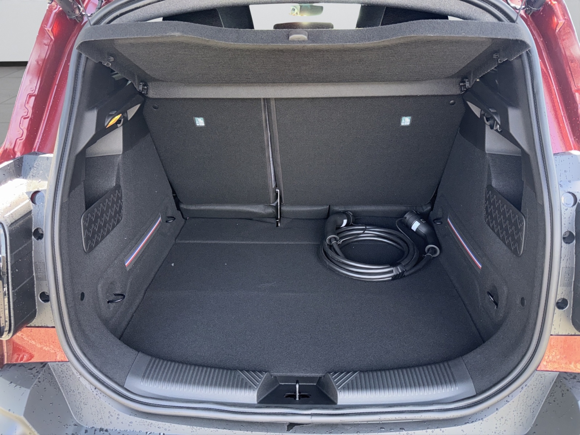 RENAULT R4 E-TECH ELECTRIC techno "plein sud®"-image-14