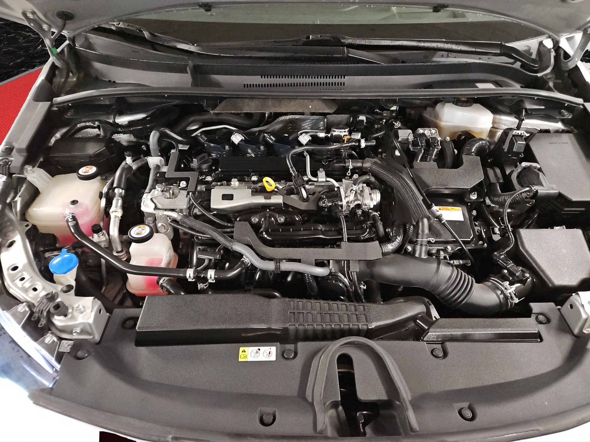 TOYOTA Corolla 2.0 HSD Trend e-CVT-image-13