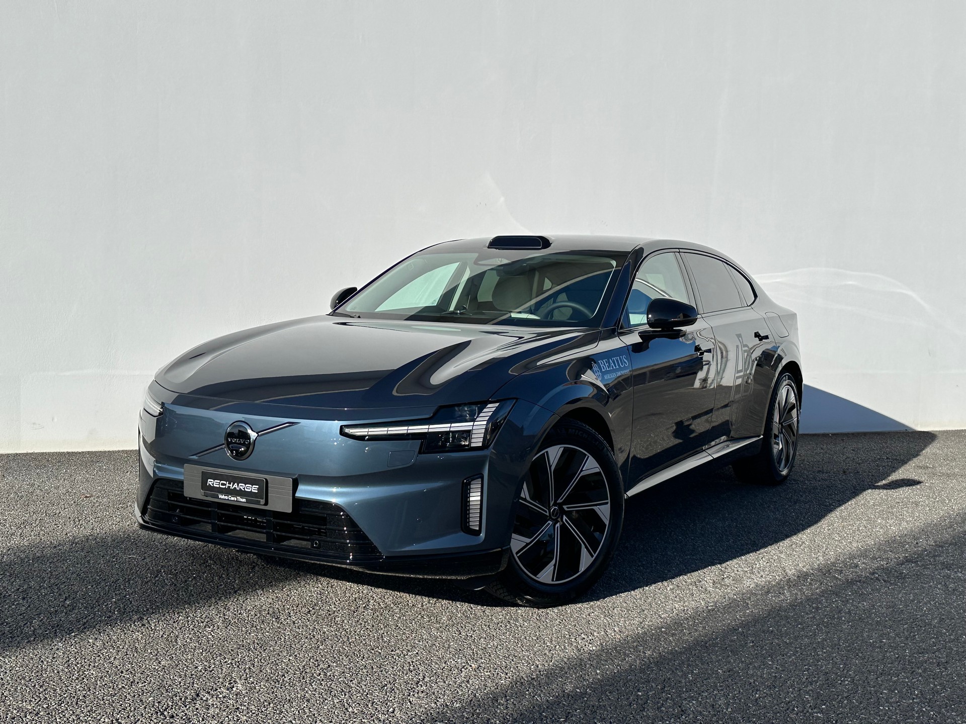 VOLVO ES90 Ultra-image-0