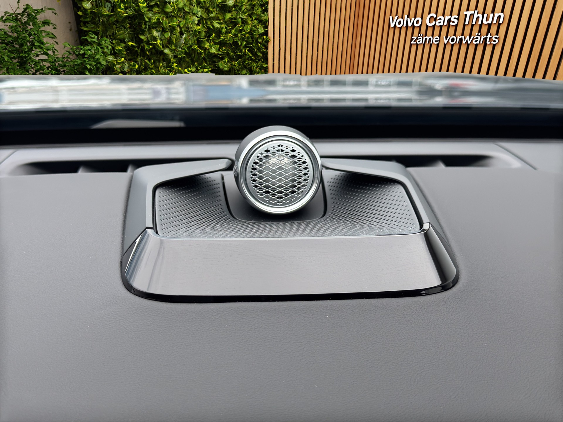 VOLVO ES90 Ultra-image-12