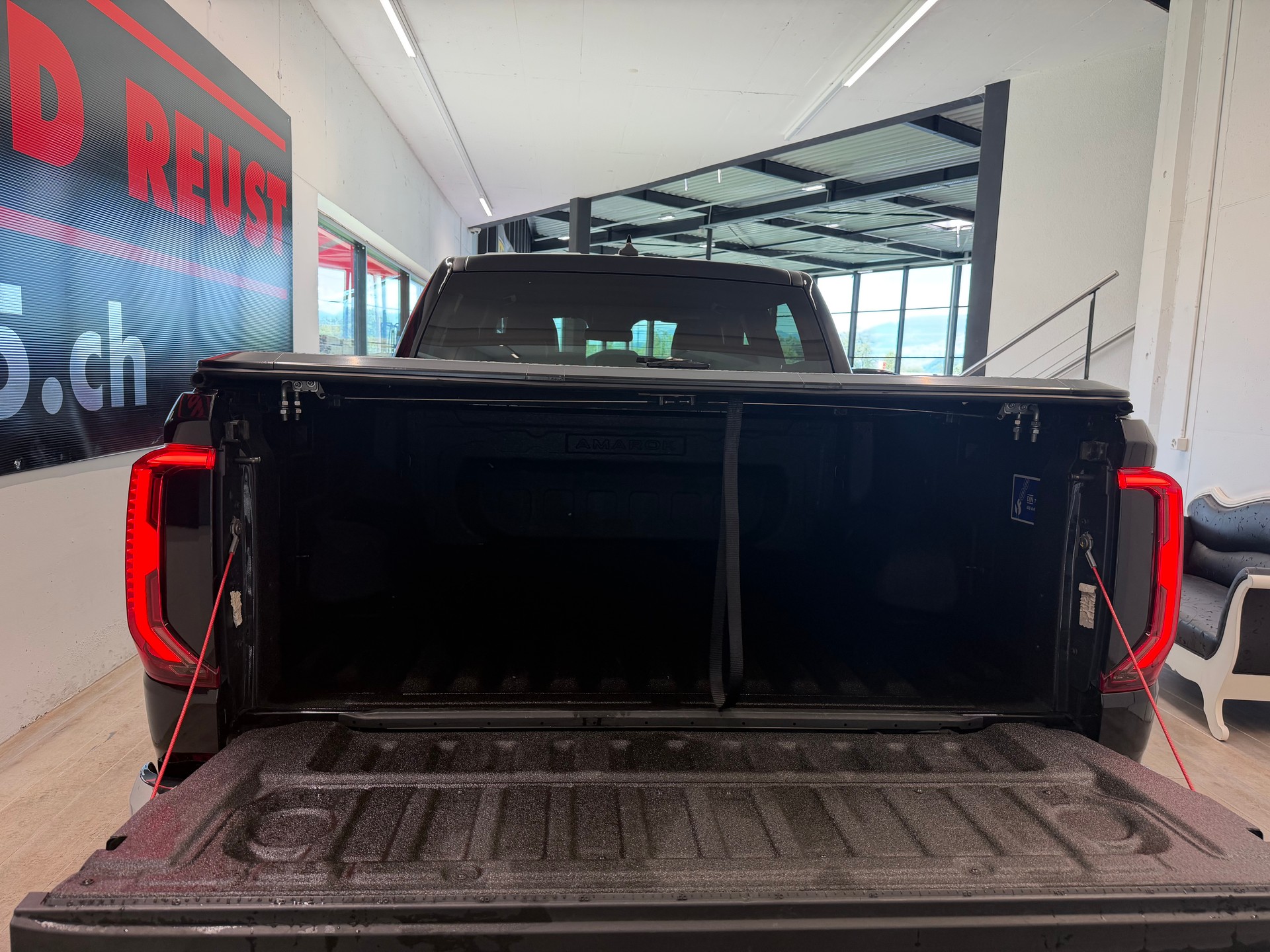 VW Amarok 3.0TDI Aventura Winter 1-image-9