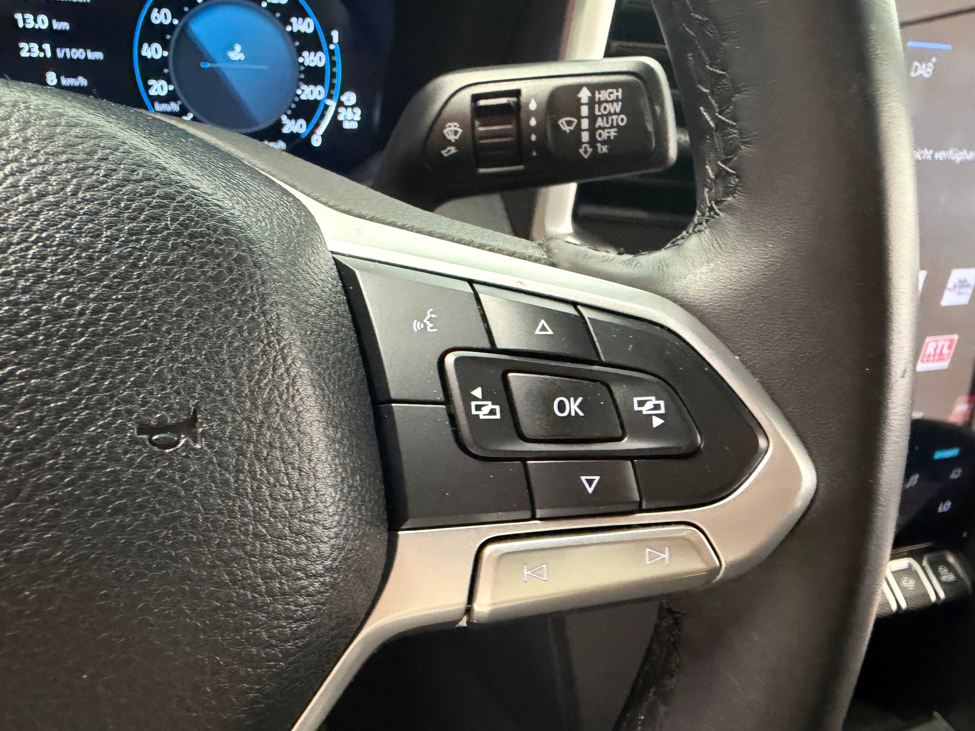 VW Amarok 3.0TDI Aventura Winter 1-image-18