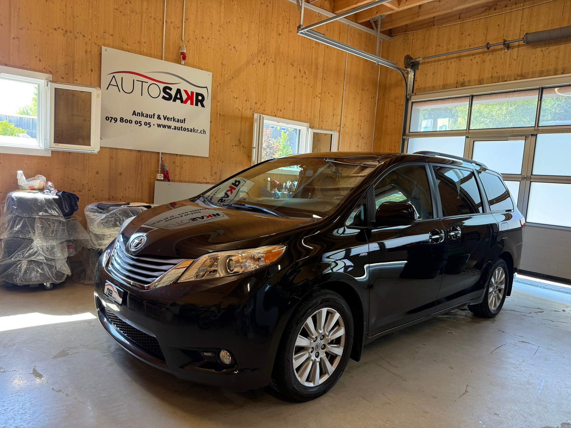 TOYOTA Sienna 3.5 A 4WD