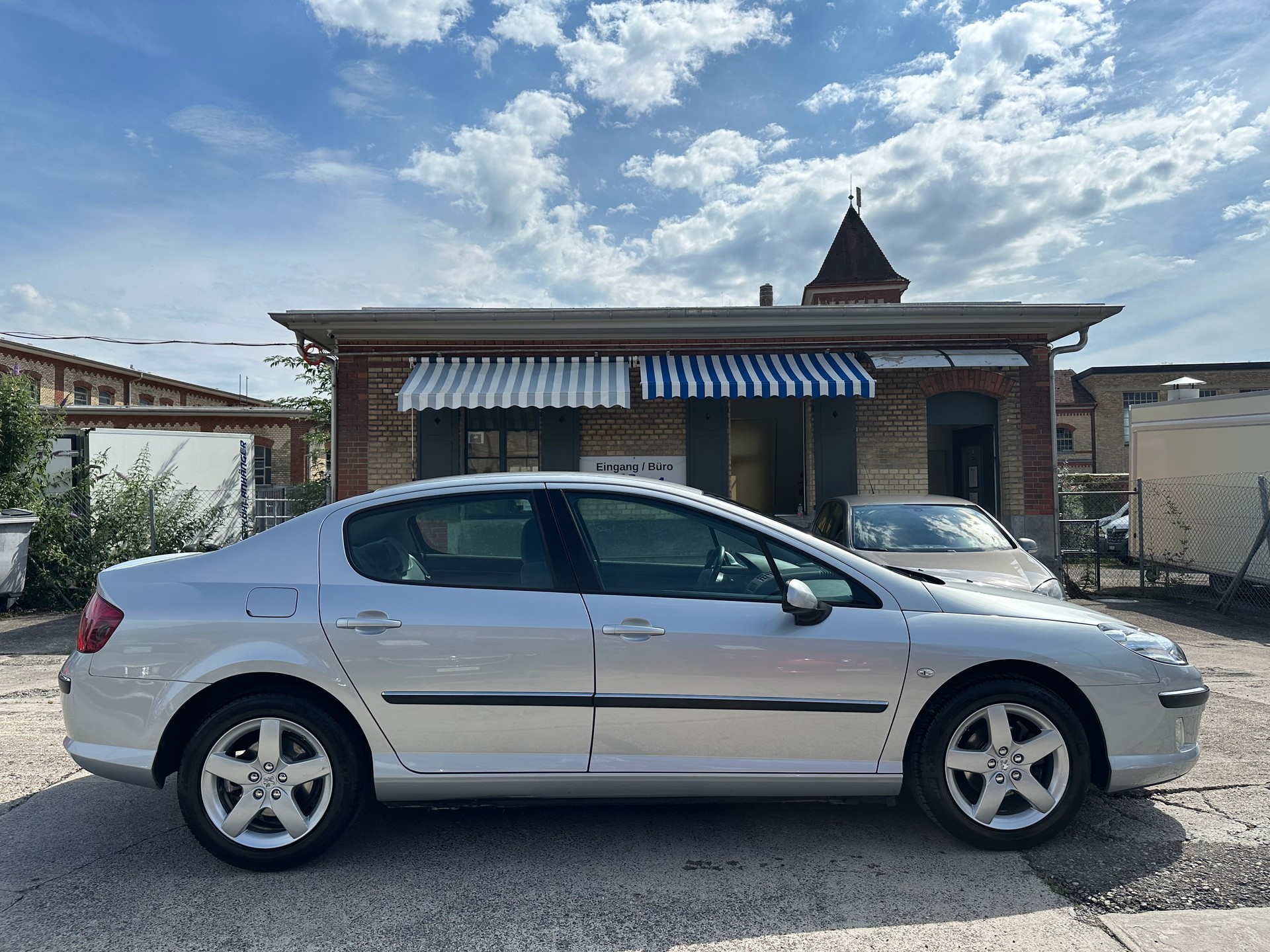 PEUGEOT 407 2.0 ST Executive-image-4
