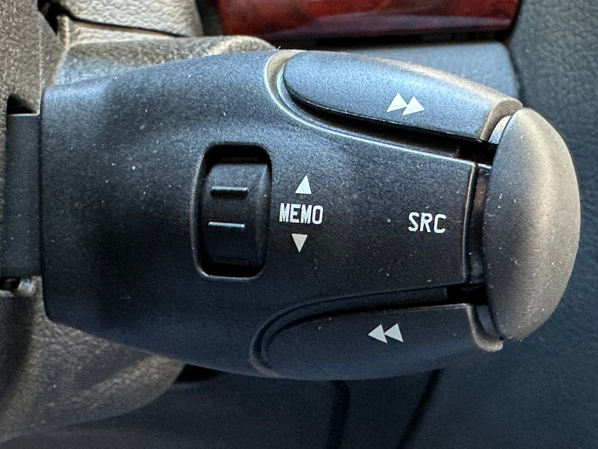 PEUGEOT 407 2.0 ST Executive-image-18