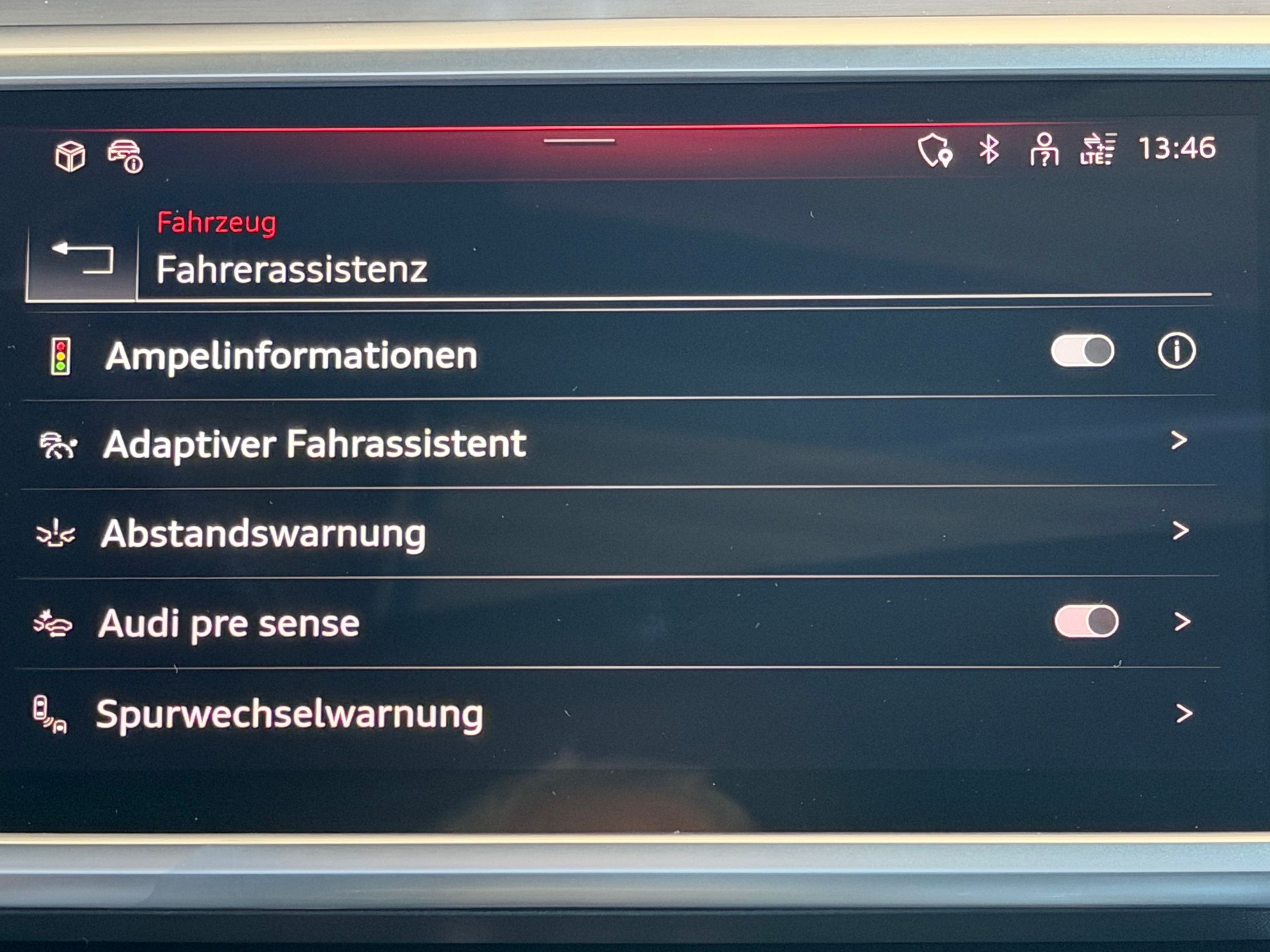 AUDI A6 Avant 55 TFSIe S line quattro S-tronic*Competition Plus Paket*5 Jahre Werksgarantie*-image-15