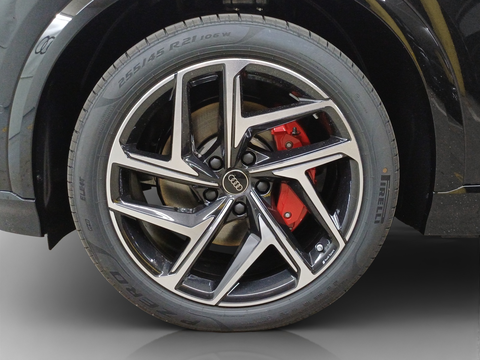AUDI SQ6 e-tron quattro-image-15