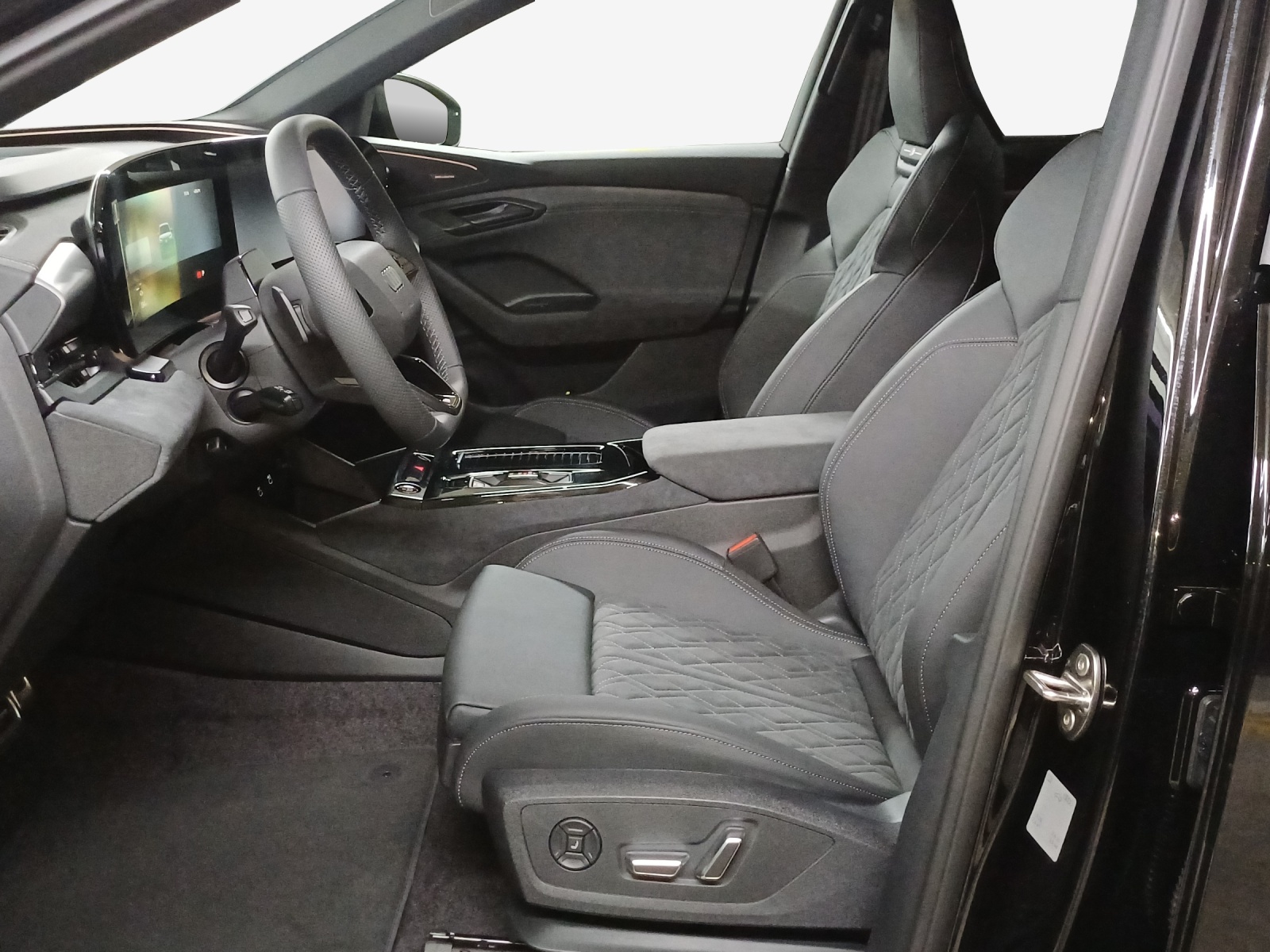 AUDI SQ6 e-tron quattro-image-7