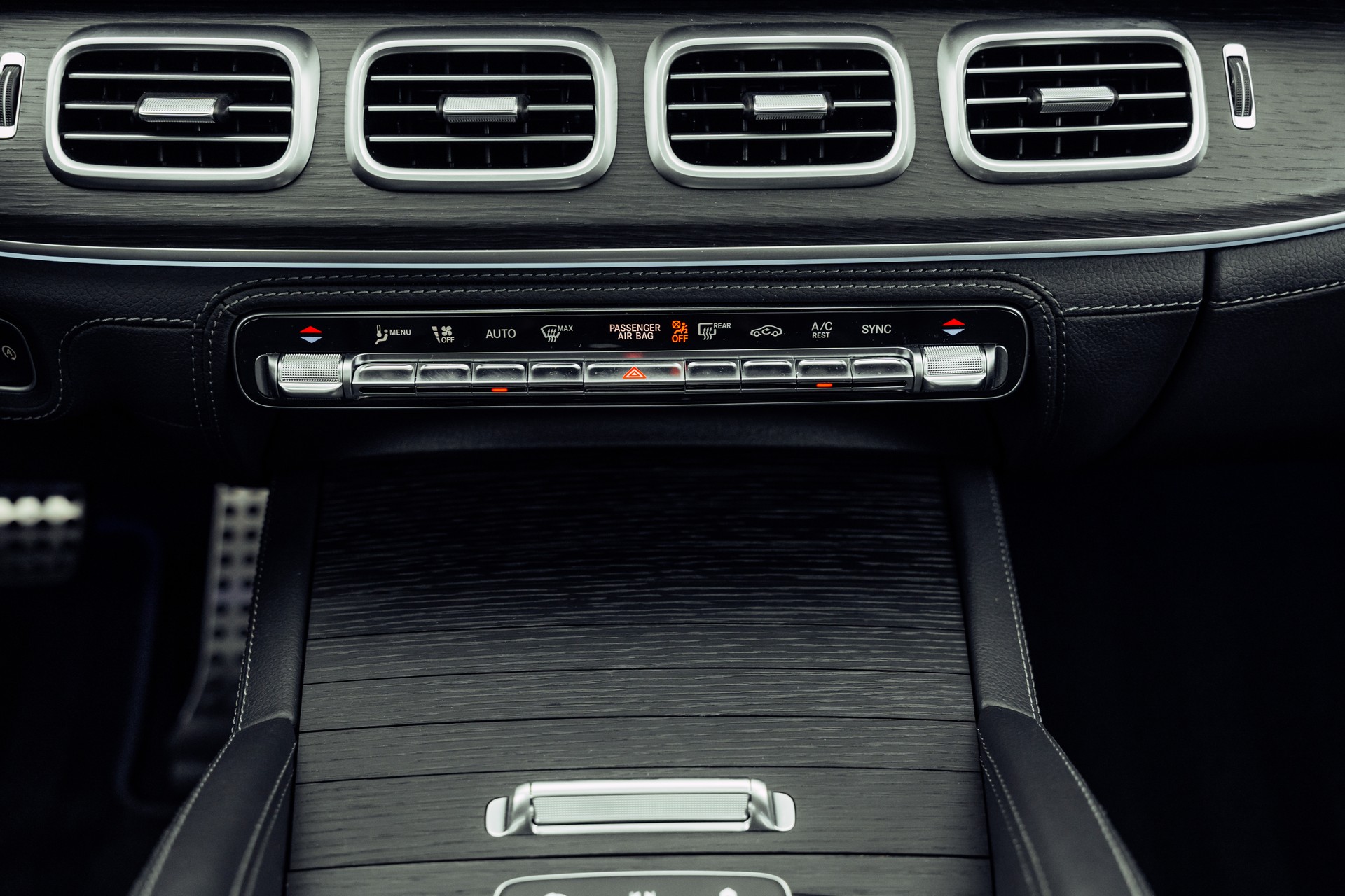 MERCEDES-BENZ GLE 450 d 4Matic AMG 9G-Tronic-image-15