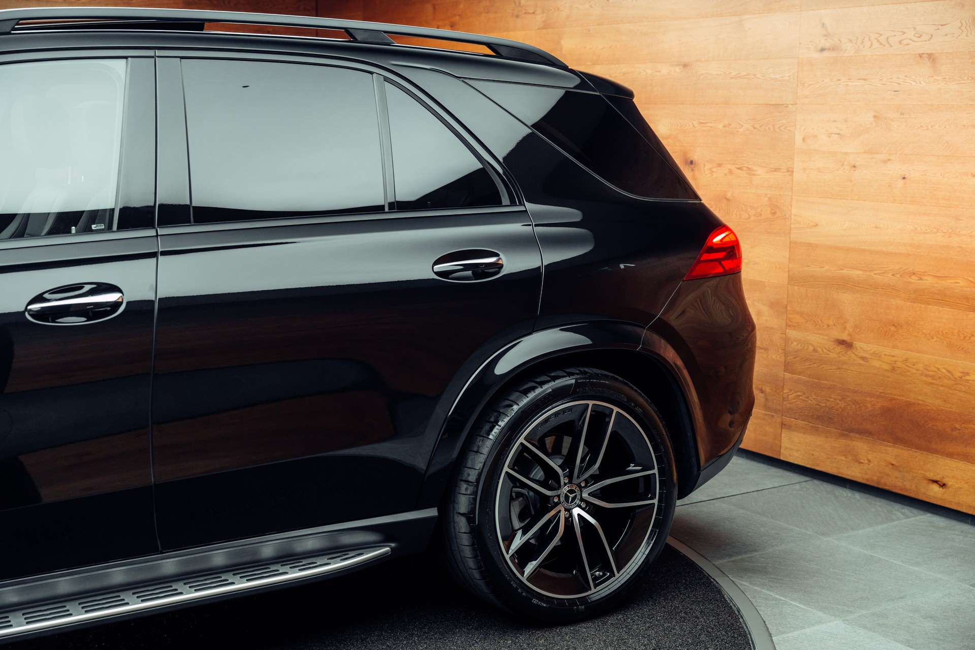MERCEDES-BENZ GLE 450 d 4Matic AMG 9G-Tronic-image-20