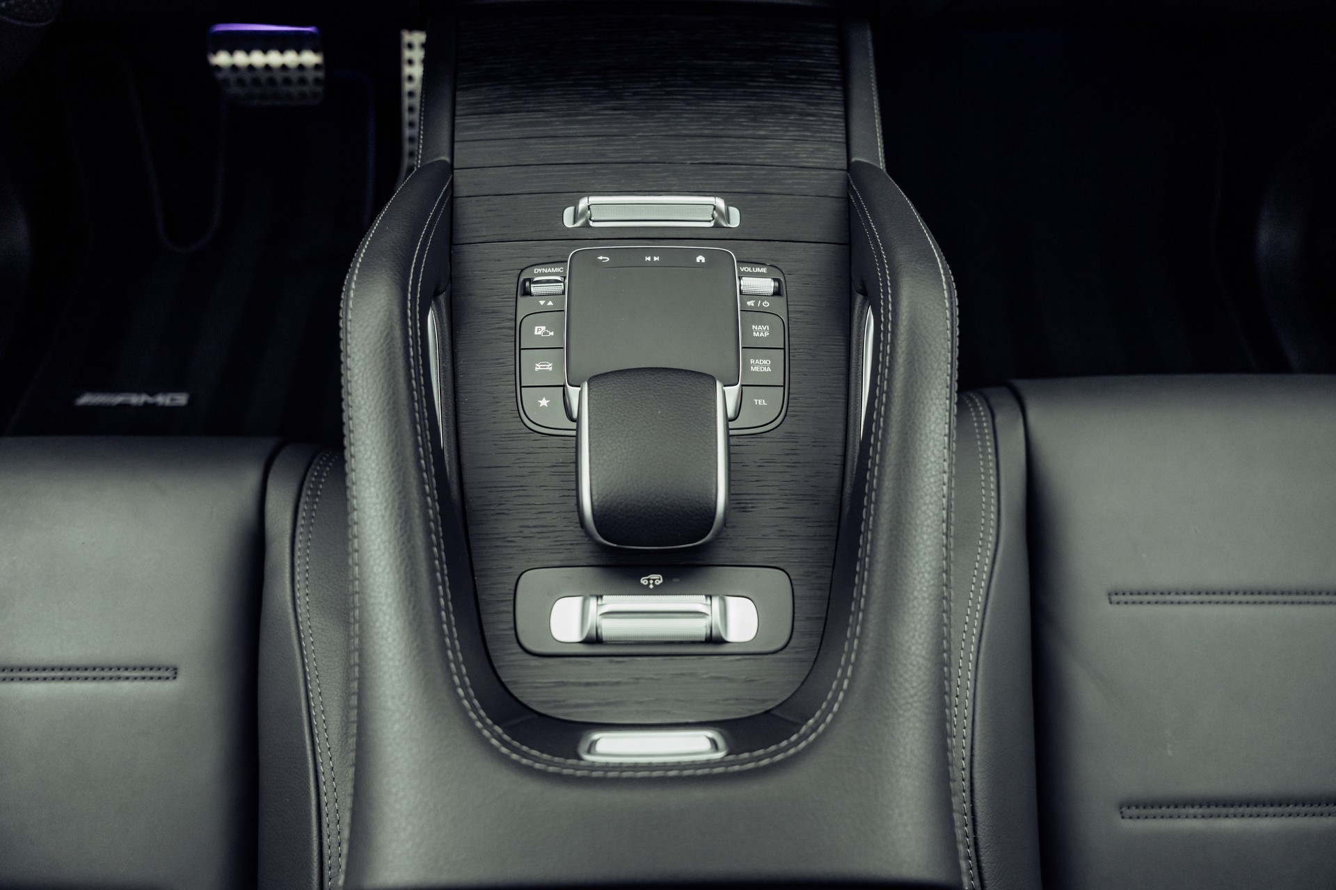 MERCEDES-BENZ GLE 450 d 4Matic AMG 9G-Tronic-image-14