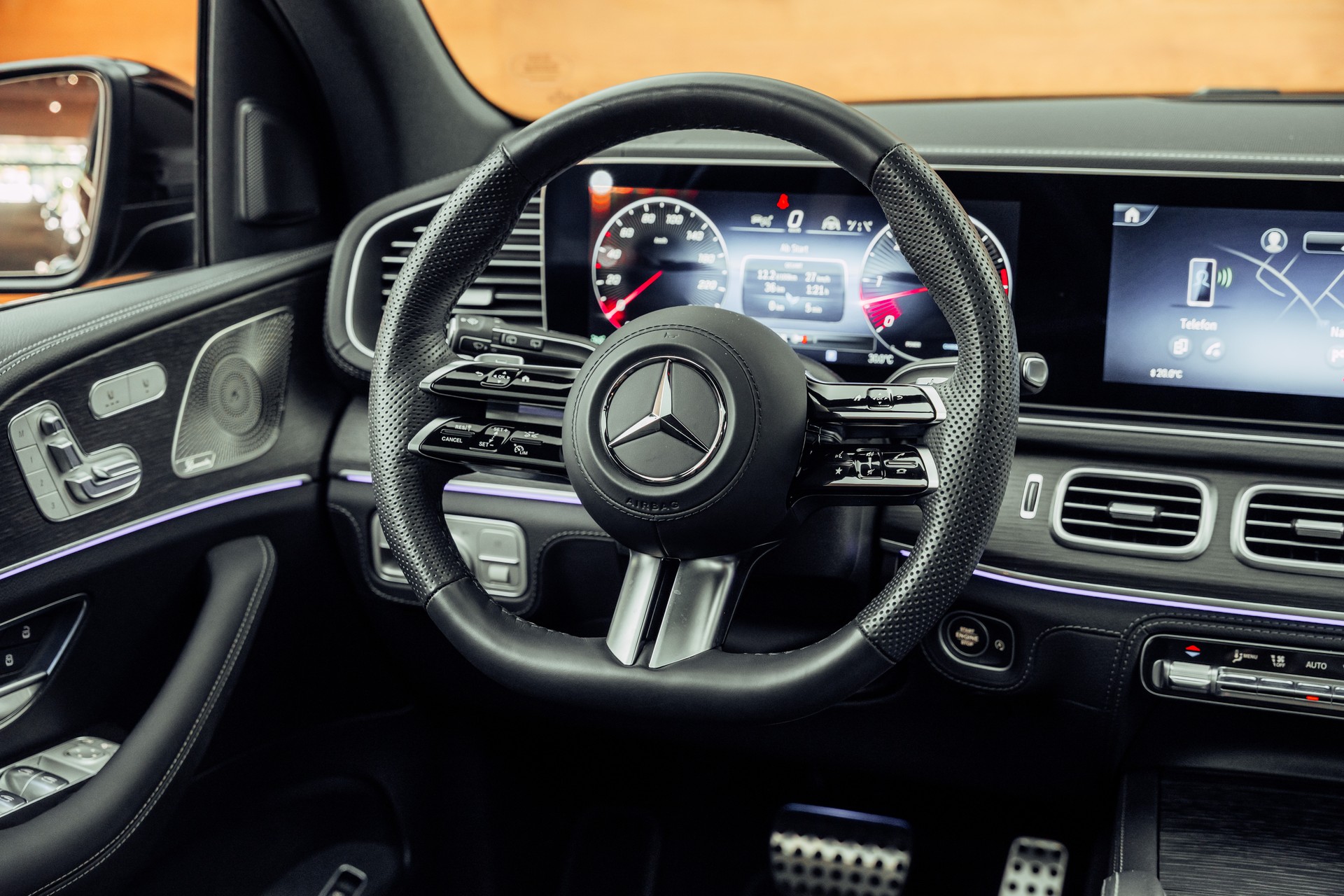 MERCEDES-BENZ GLE 450 d 4Matic AMG 9G-Tronic-image-16