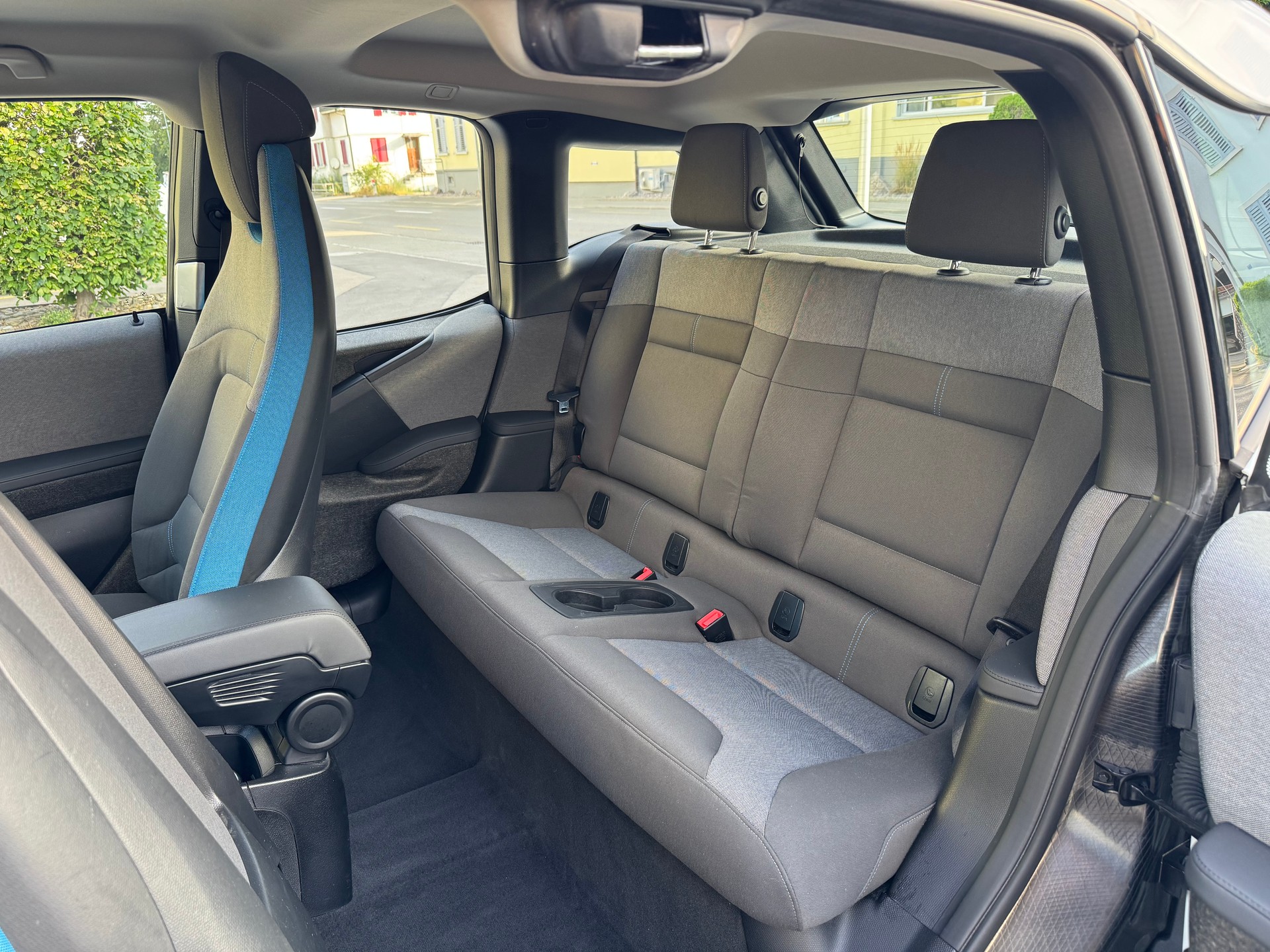 BMW i3 (94Ah)-image-13