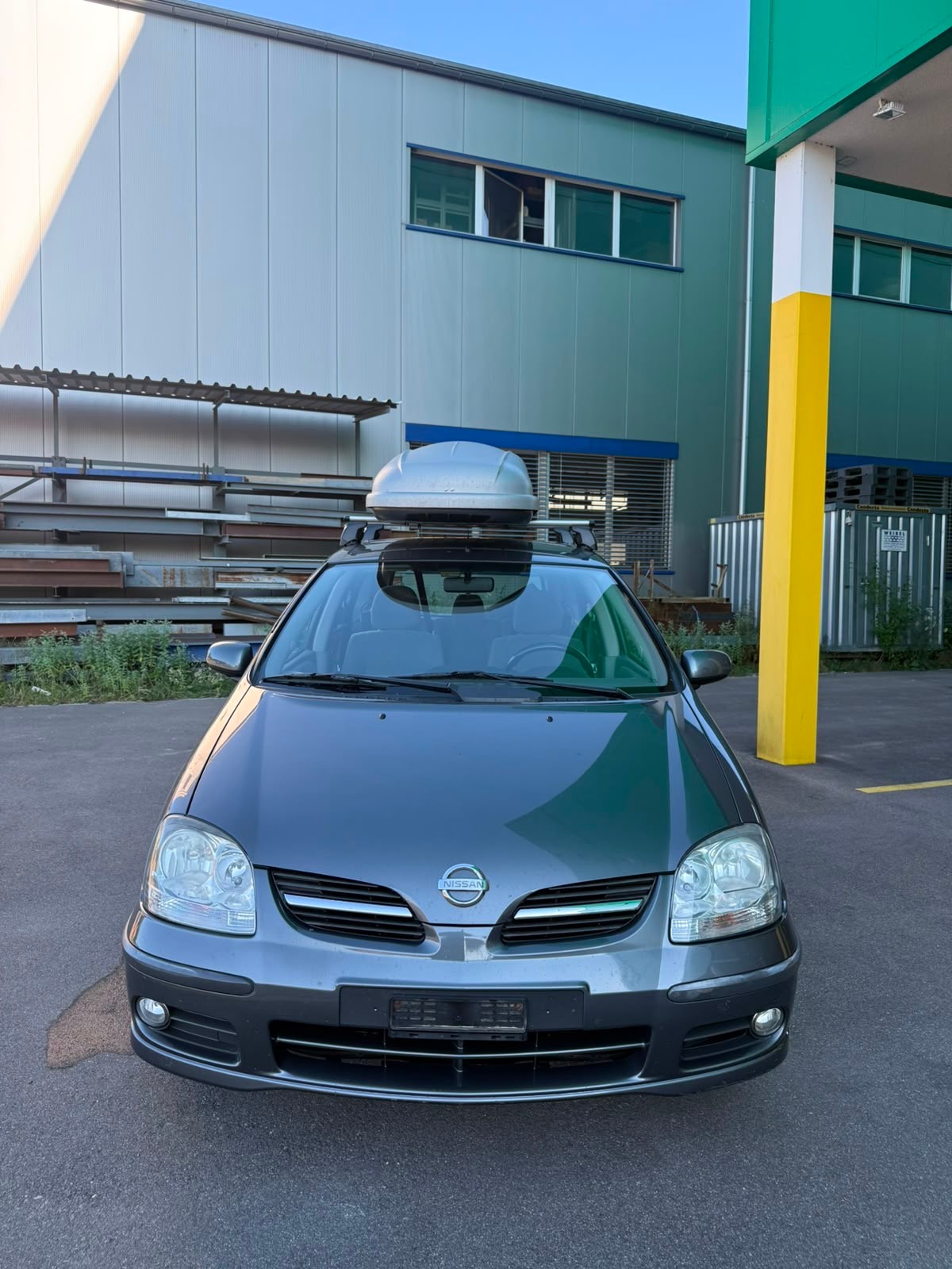 NISSAN Almera Tino 1.8 16V Comfort-image-1