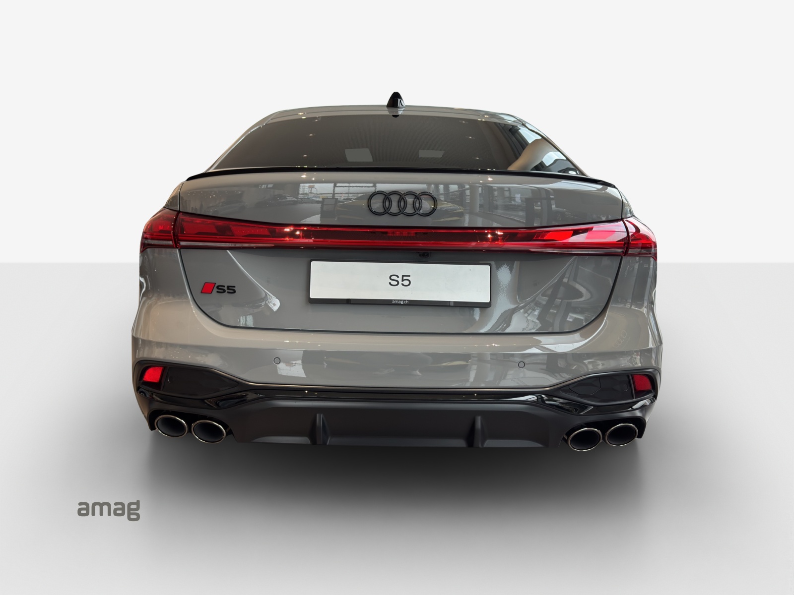 AUDI S5 Limousine TFSI quattro S tronic-showroom-element-2