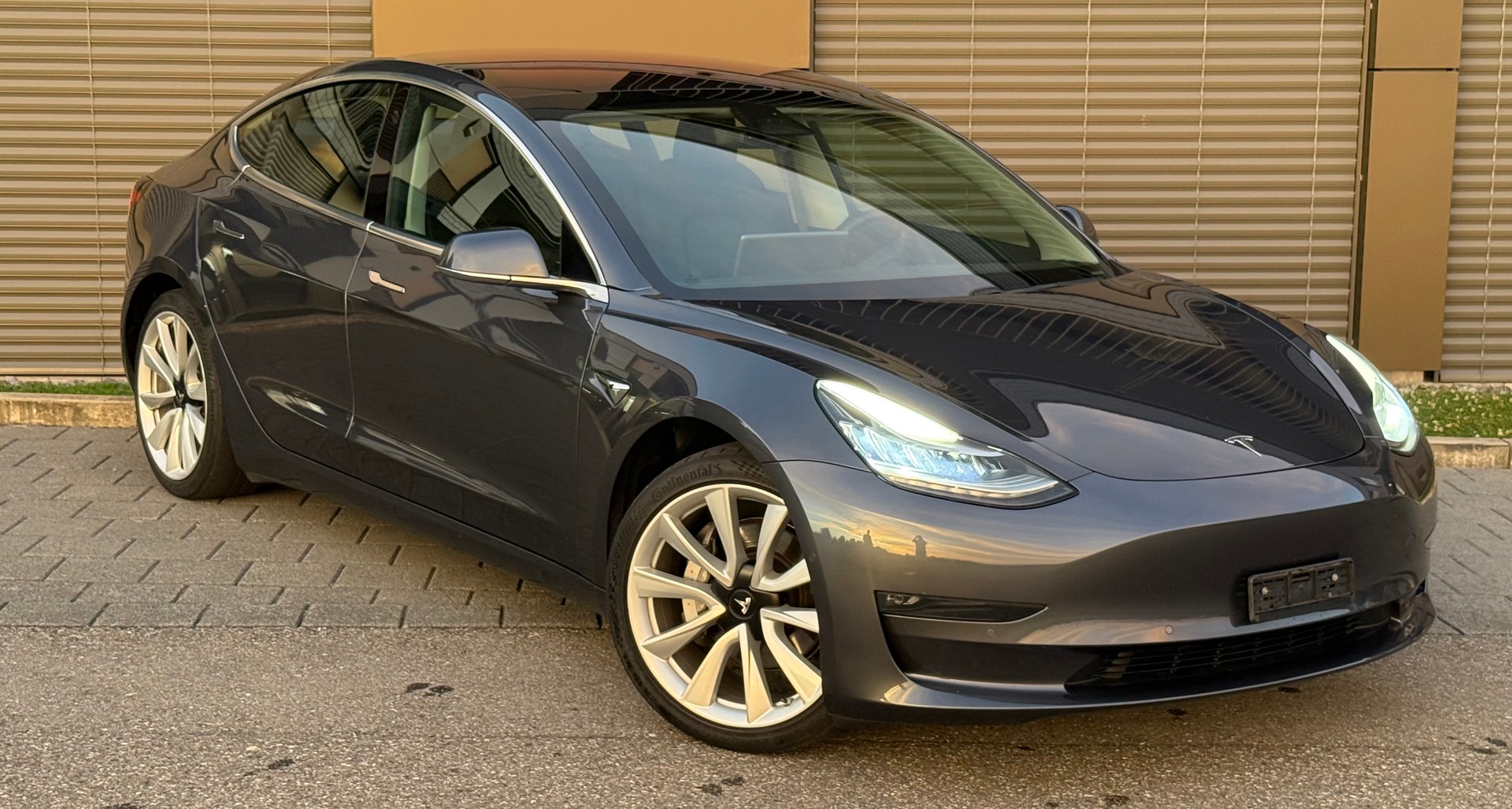 TESLA Model 3 Long Range Dual Motor AWD-image-0