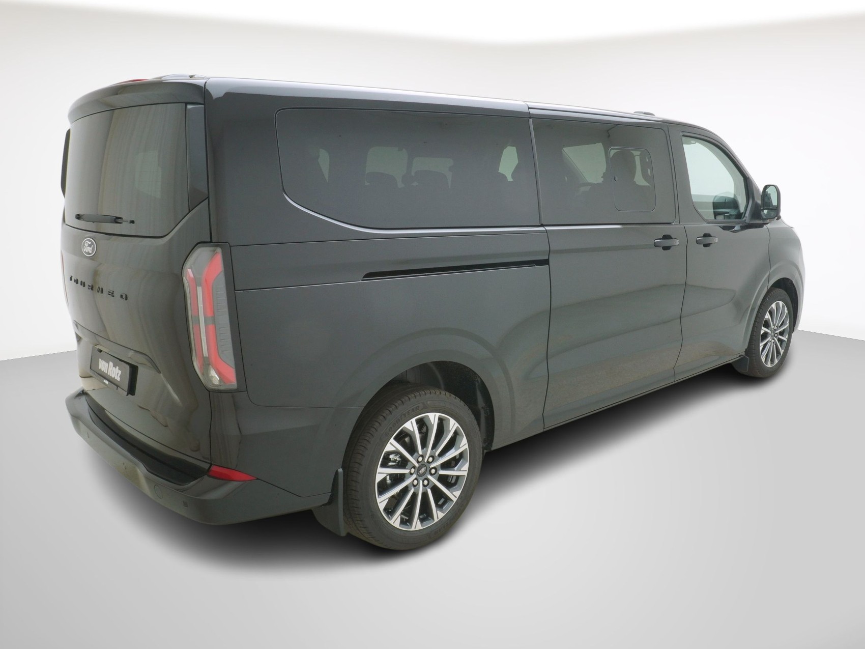 FORD Tourneo Custom 320 L2 2.0 TDCI Titanium X-image-4