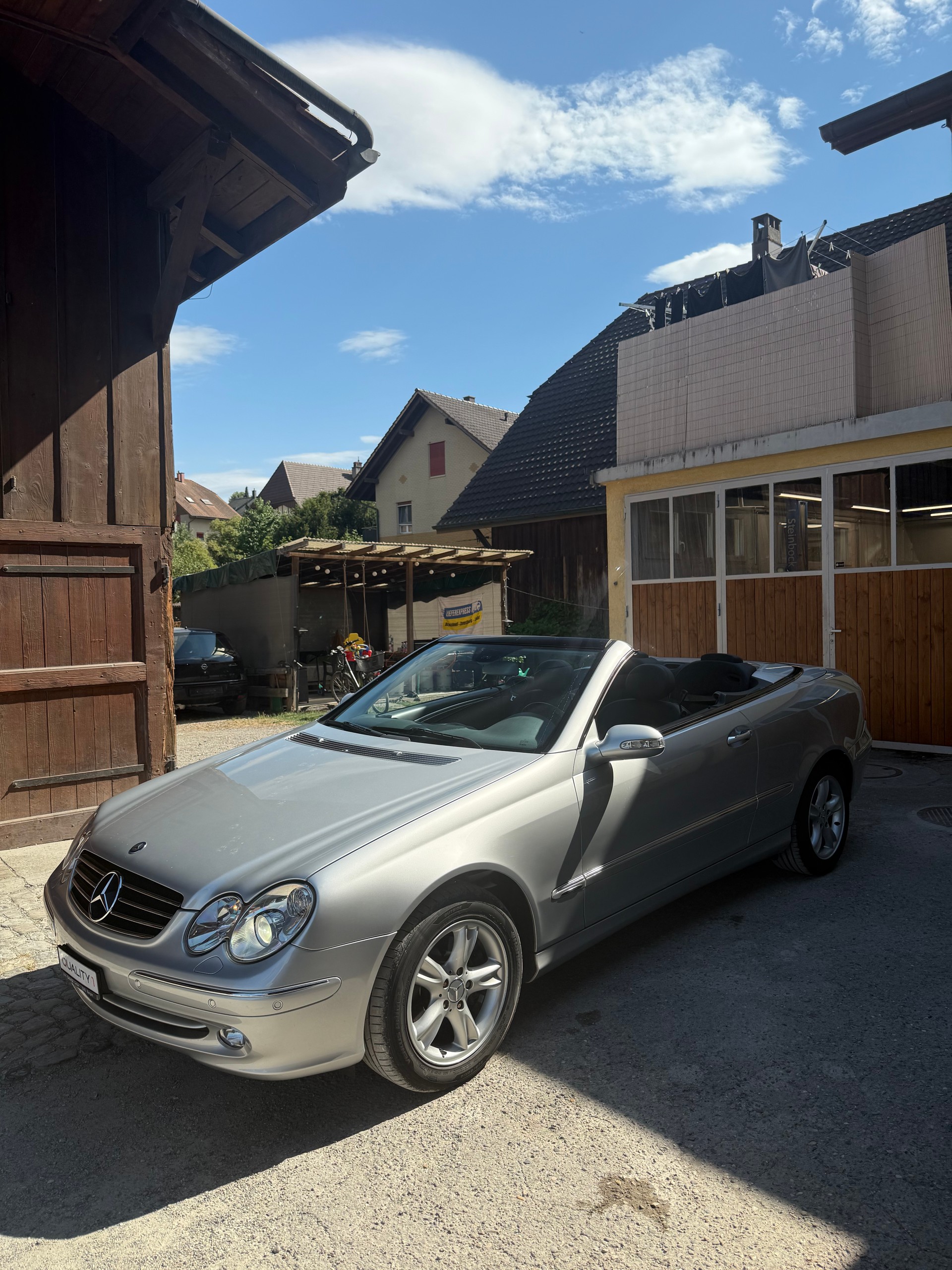 MERCEDES-BENZ CLK 320 Elégance Automatic-image-9