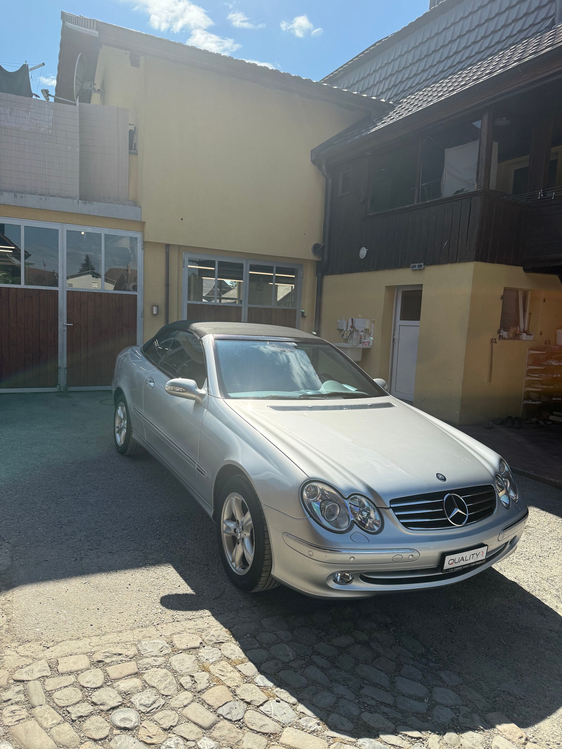 MERCEDES-BENZ CLK 320 Elégance Automatic-image-2