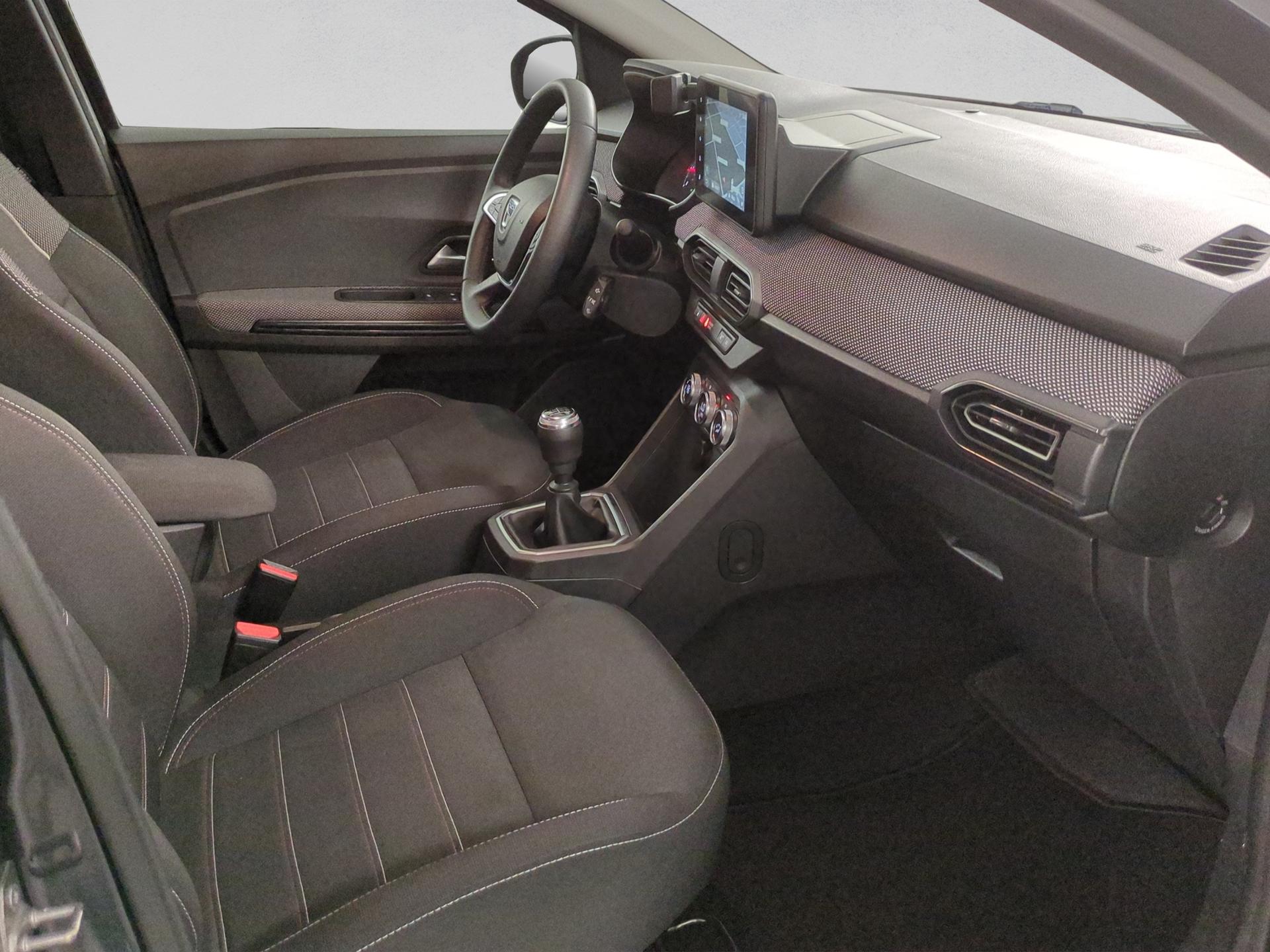 DACIA Jogger TCe 110 Extreme-image-16