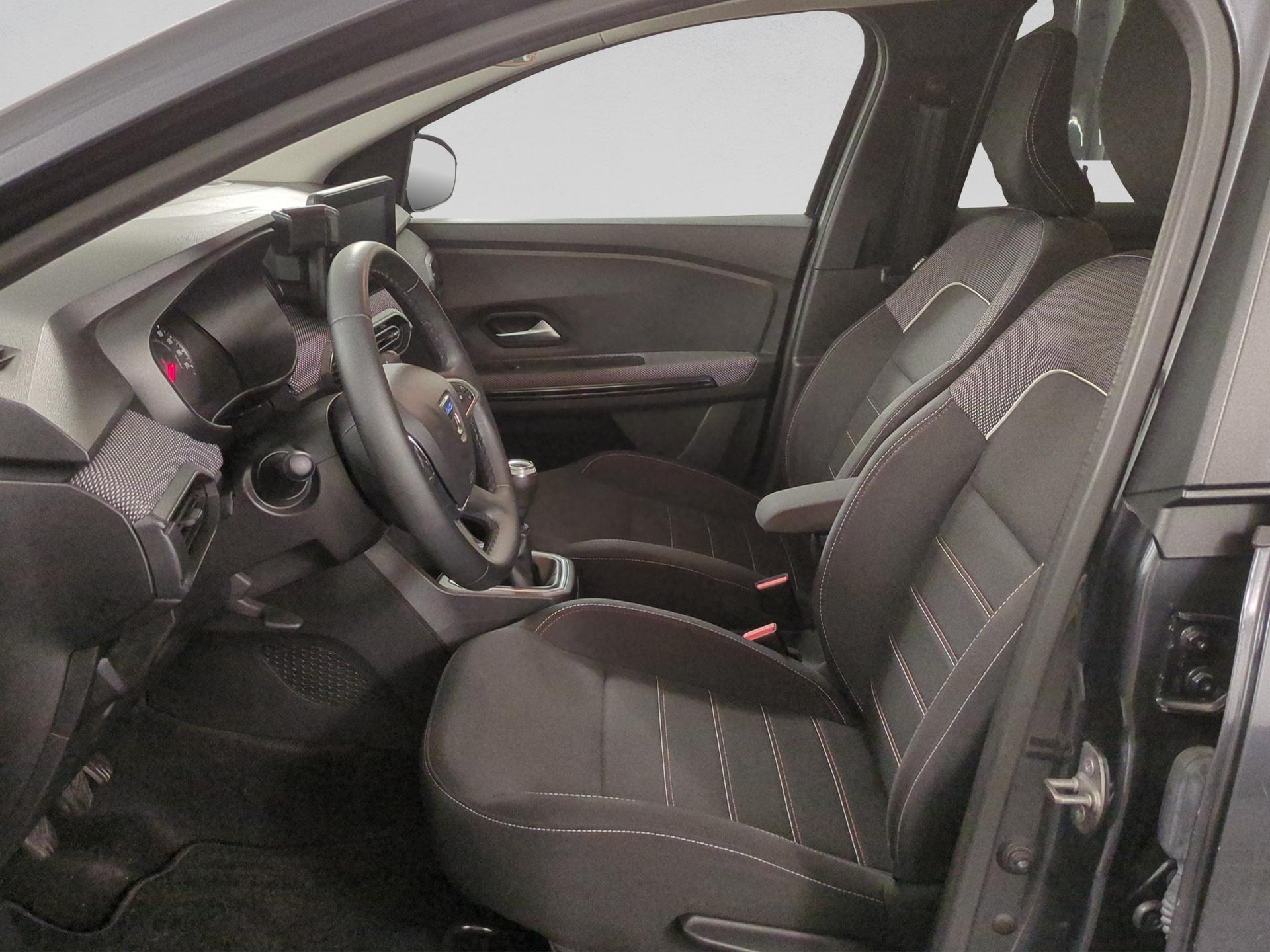 DACIA Jogger TCe 110 Extreme-image-8