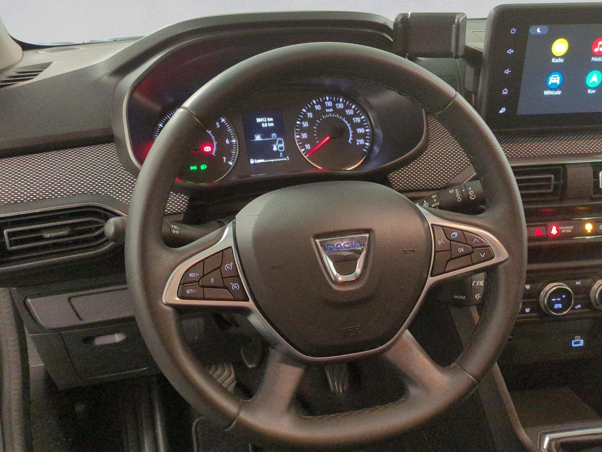 DACIA Jogger TCe 110 Extreme-image-9
