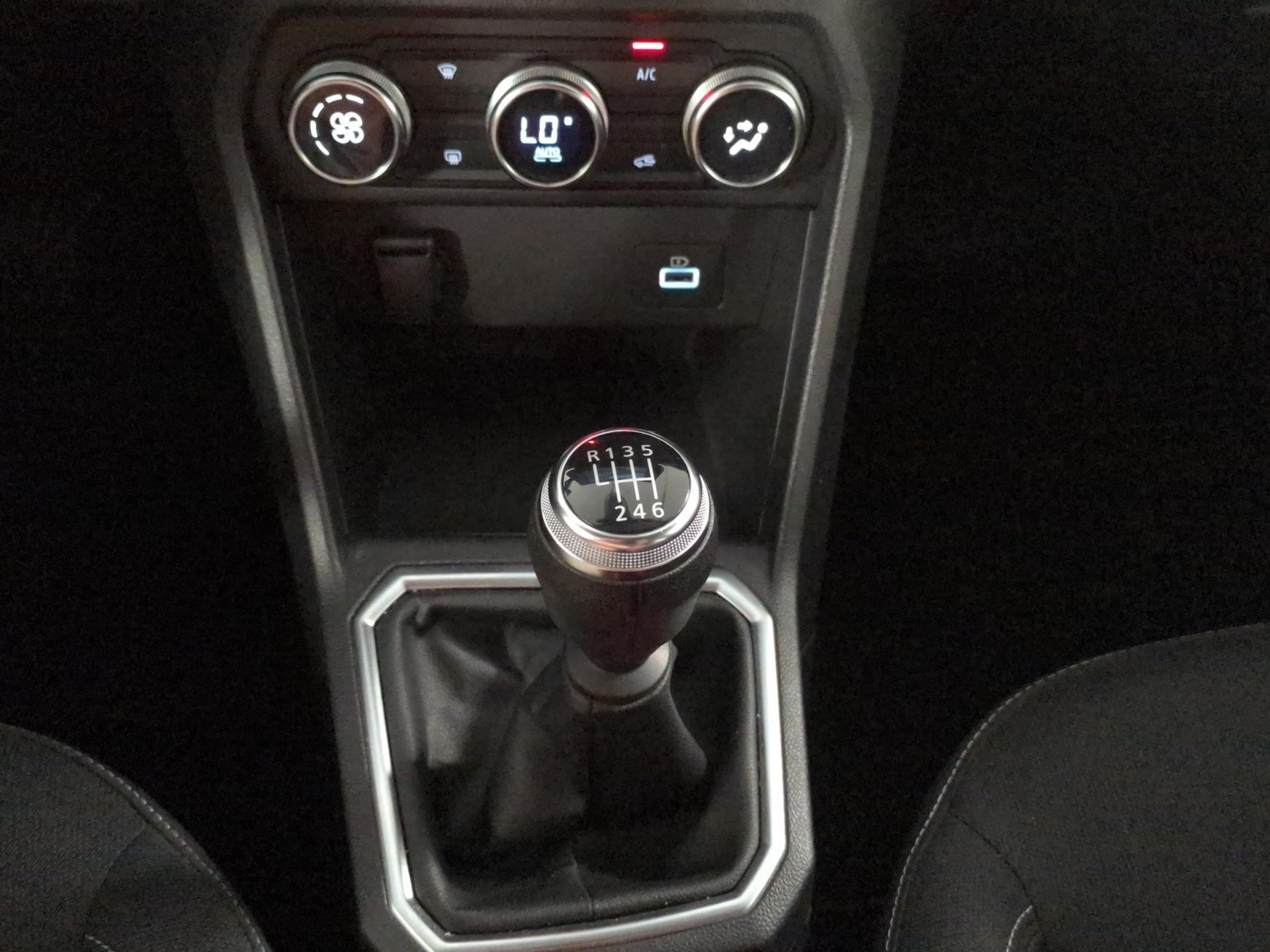 DACIA Jogger TCe 110 Extreme-image-24