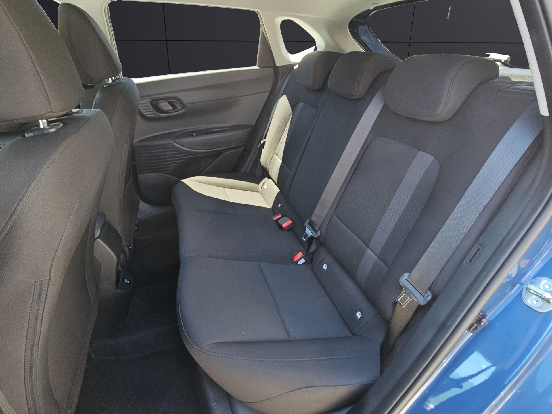 HYUNDAI i20 1.0 T-GDi Amplia-image-10