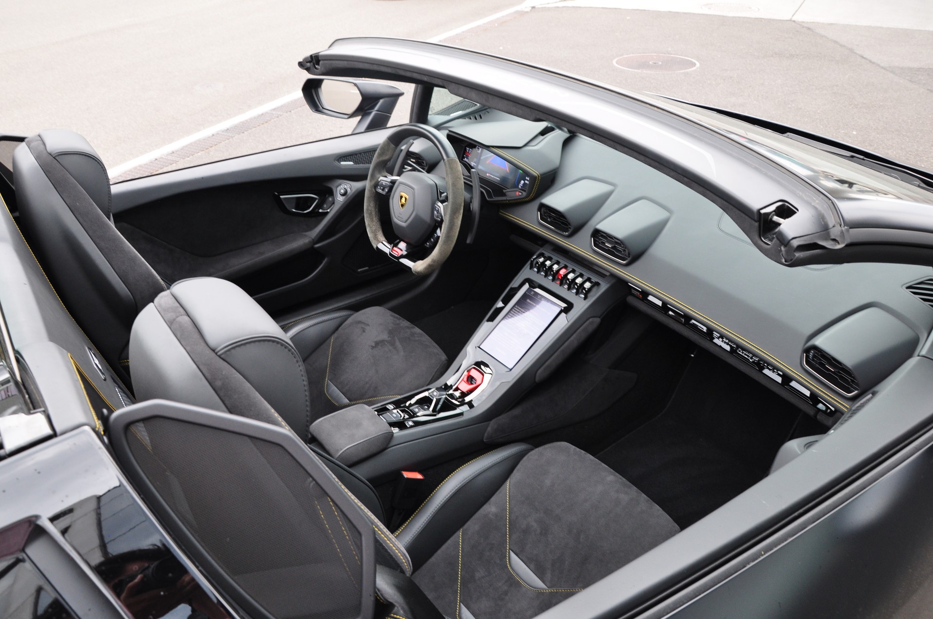 LAMBORGHINI Huracan EVO Spyder DCT-image-15