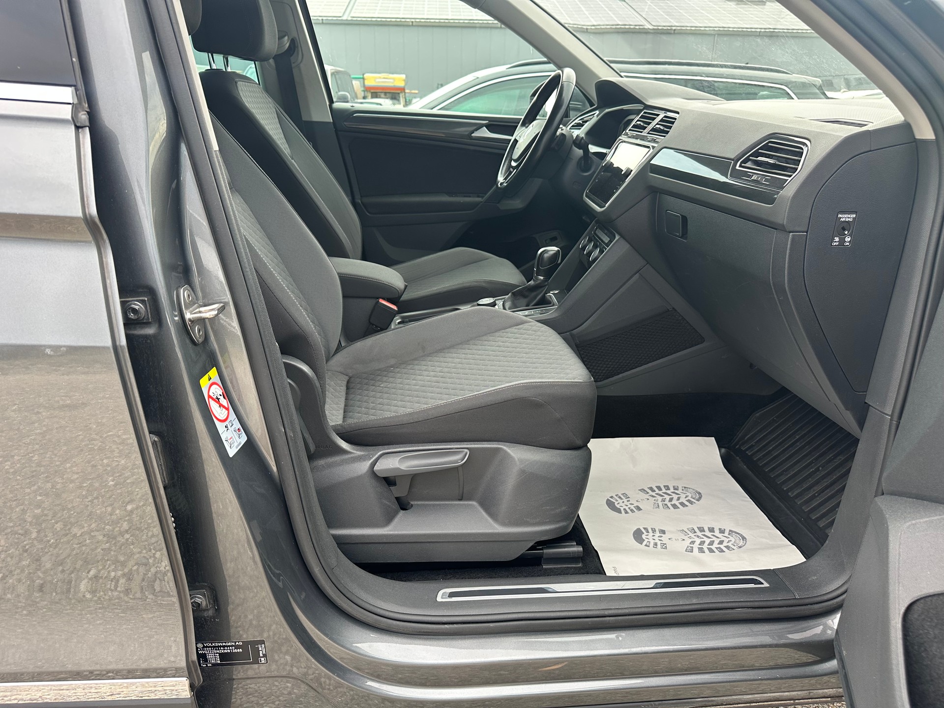 VW Tiguan 2.0 TDI SCR Comfortline 4Motion DSG-image-12