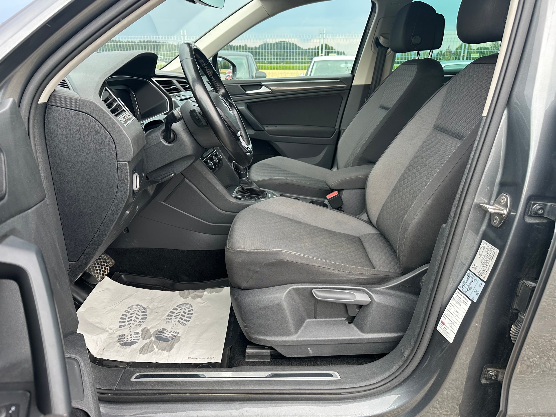 VW Tiguan 2.0 TDI SCR Comfortline 4Motion DSG-image-8