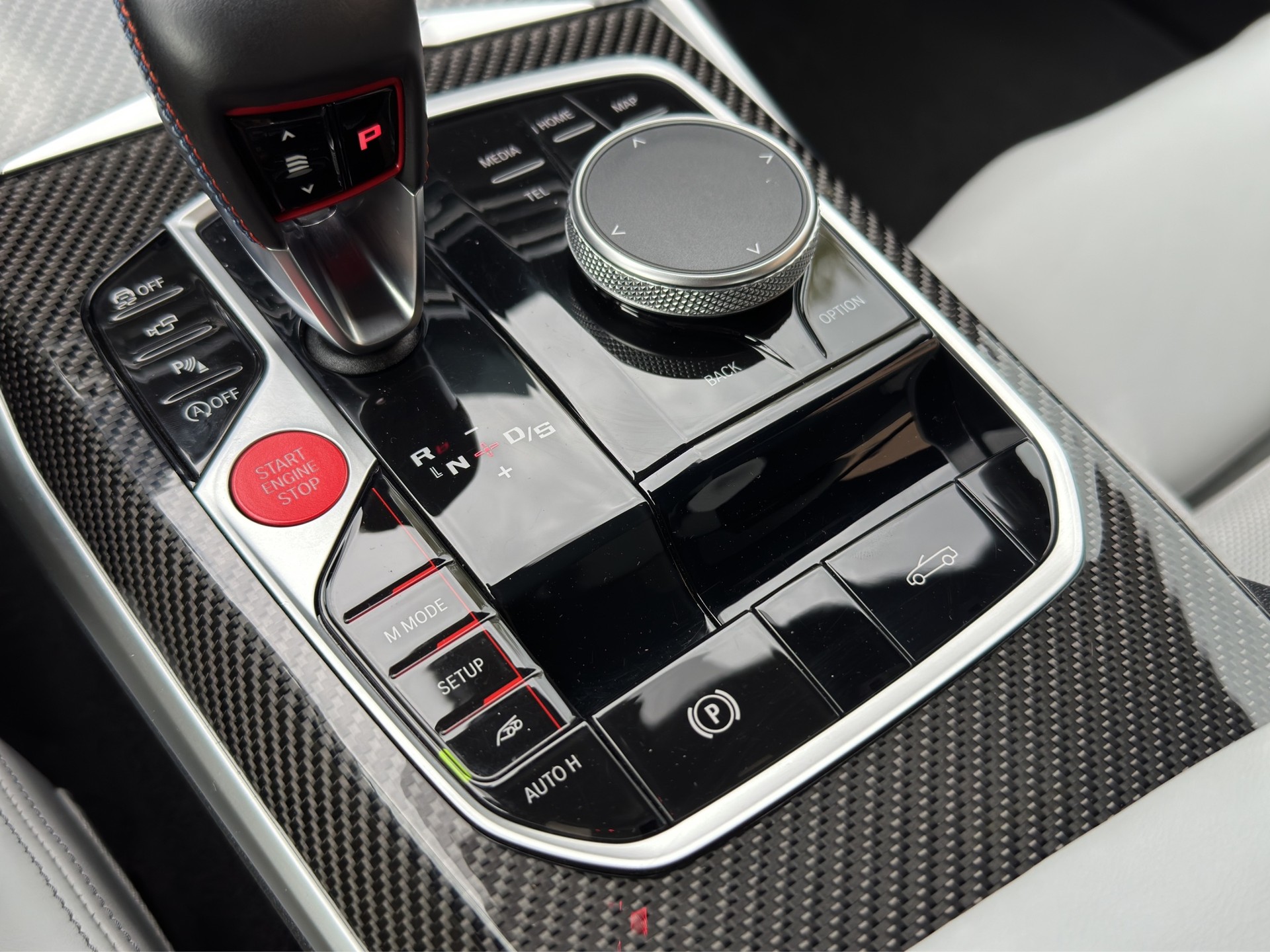 BMW M4 Cabrio Competition M xDrive CURVED DISPLAY! Keramikbremsen / Driving Assistant Professional-image-20