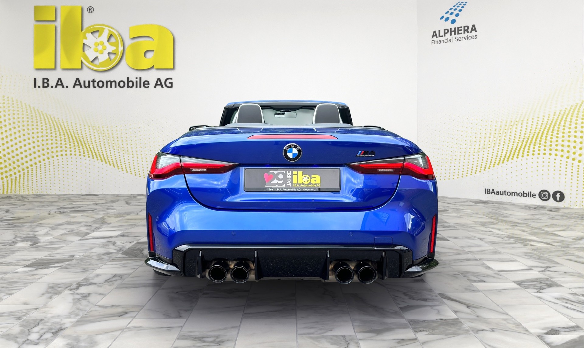 BMW M4 Cabrio Competition M xDrive CURVED DISPLAY! Keramikbremsen / Driving Assistant Professional-image-4