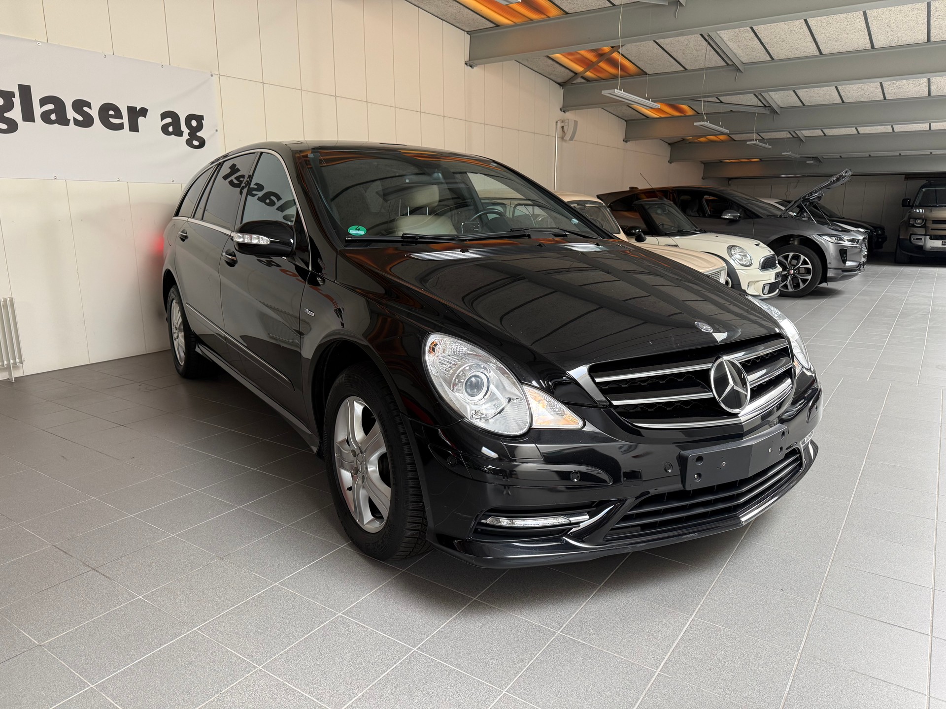 MERCEDES-BENZ R 350 BlueTEC L 4Matic 7G-Tronic-showroom-element-3