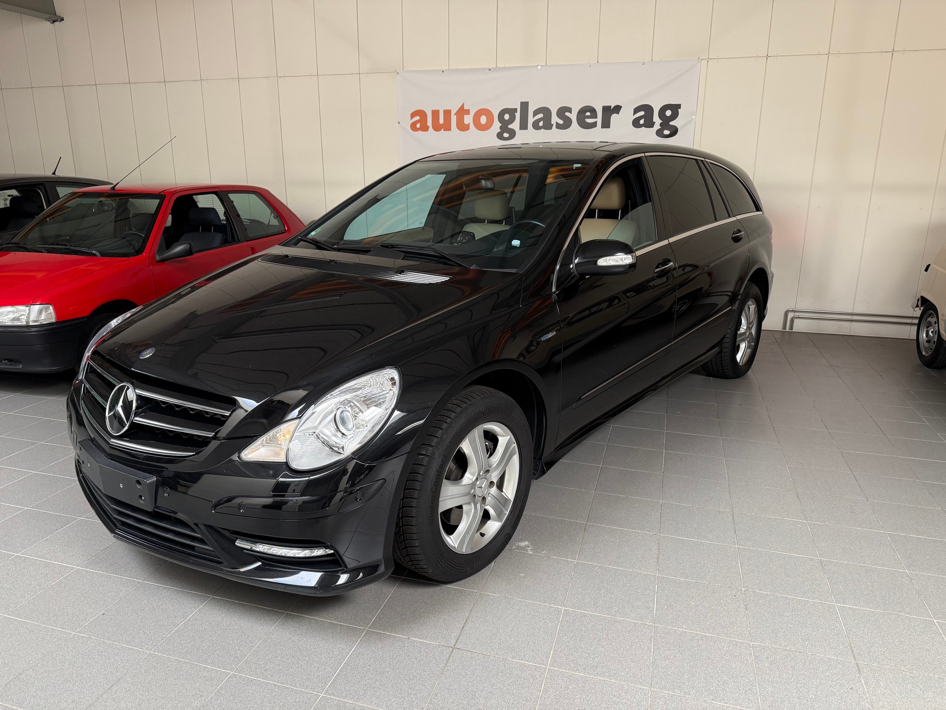 MERCEDES-BENZ R 350 BlueTEC L 4Matic 7G-Tronic-showroom-element-2