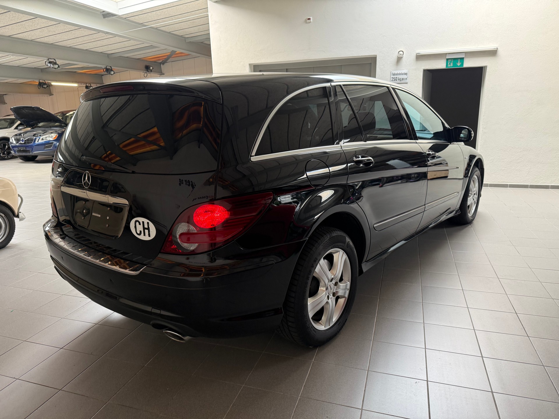 MERCEDES-BENZ R 350 BlueTEC L 4Matic 7G-Tronic-image-7