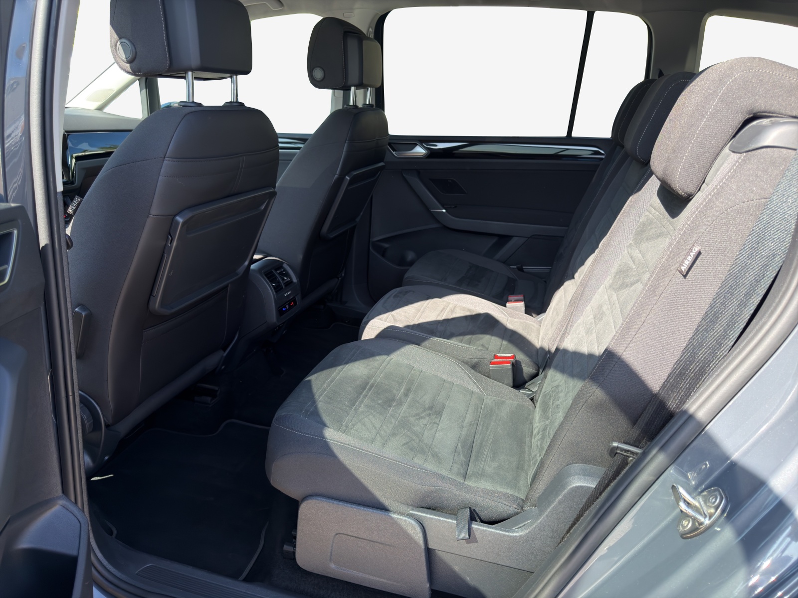 VW Touran 1.5 TSI EVO Highline DSG-image-11