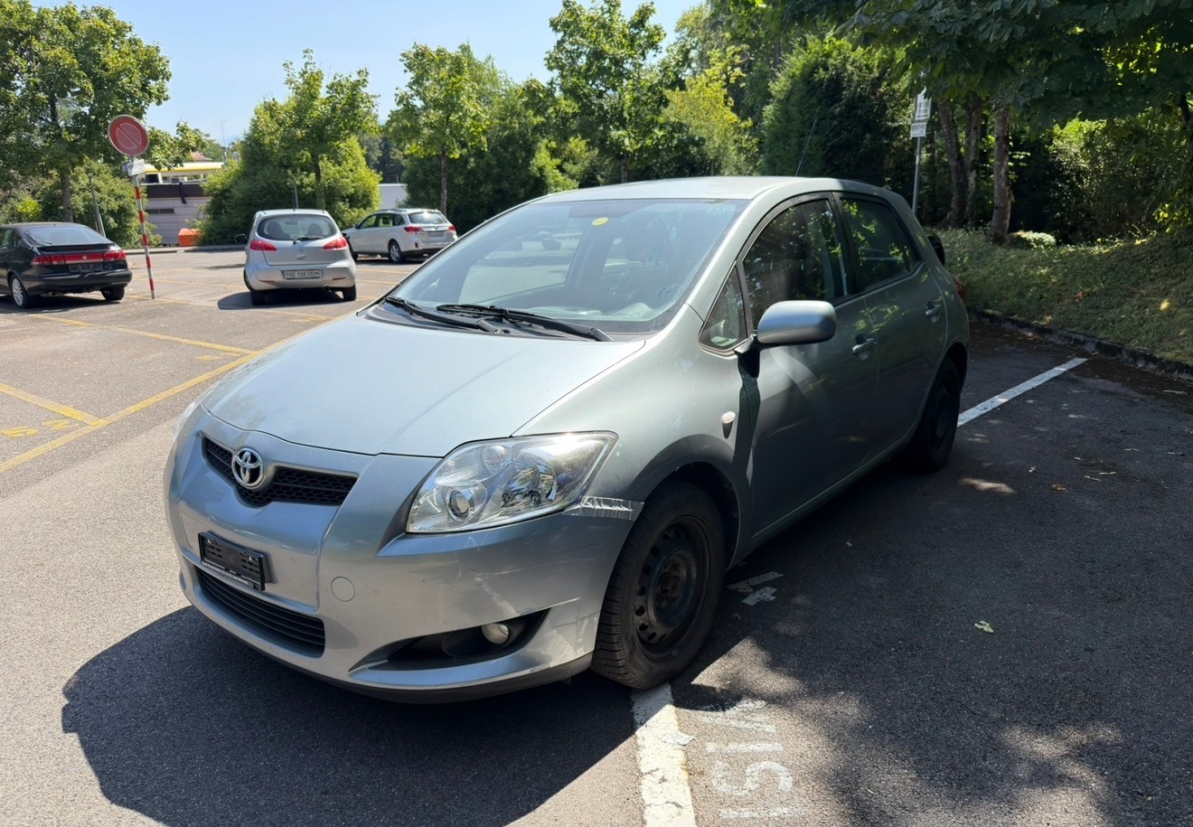 TOYOTA Auris 1.6 Style-image-1