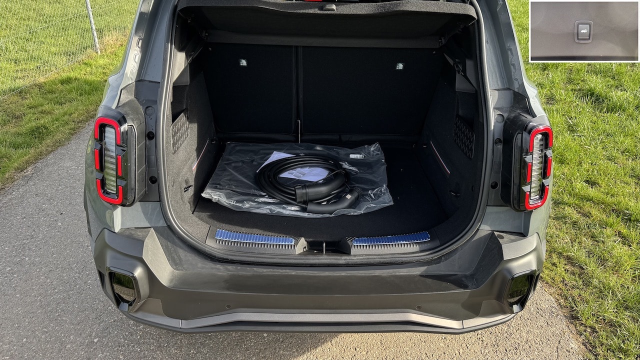 RENAULT R4 E-Tech Comfort Range 52 kWh Iconic * Vollausstattung * Toutes Options *-image-10
