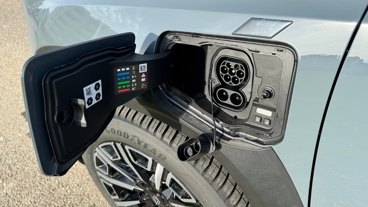 RENAULT R4 E-Tech Comfort Range 52 kWh Iconic * Vollausstattung * Toutes Options *-image-14