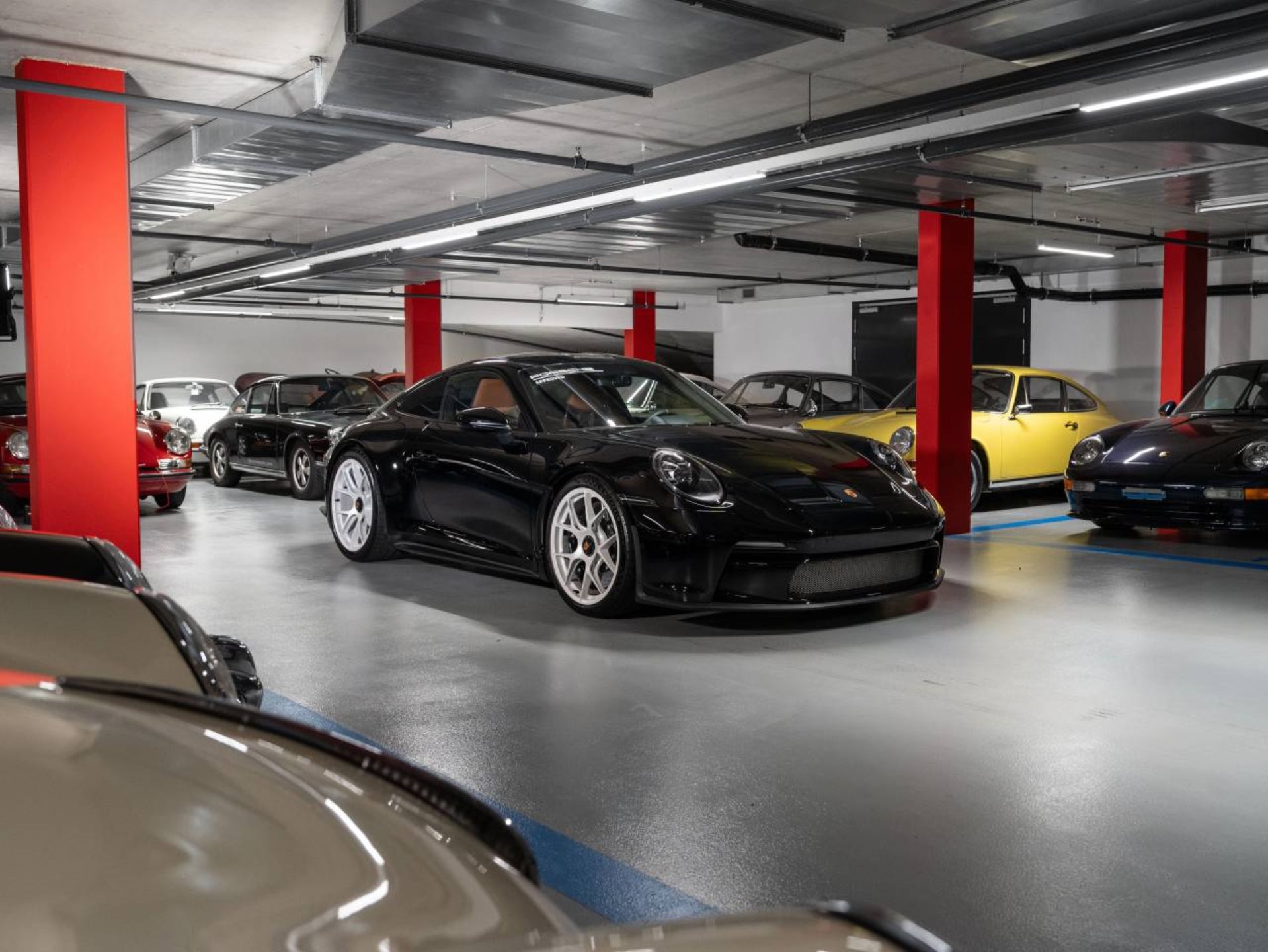 PORSCHE 911 S/T-image-5