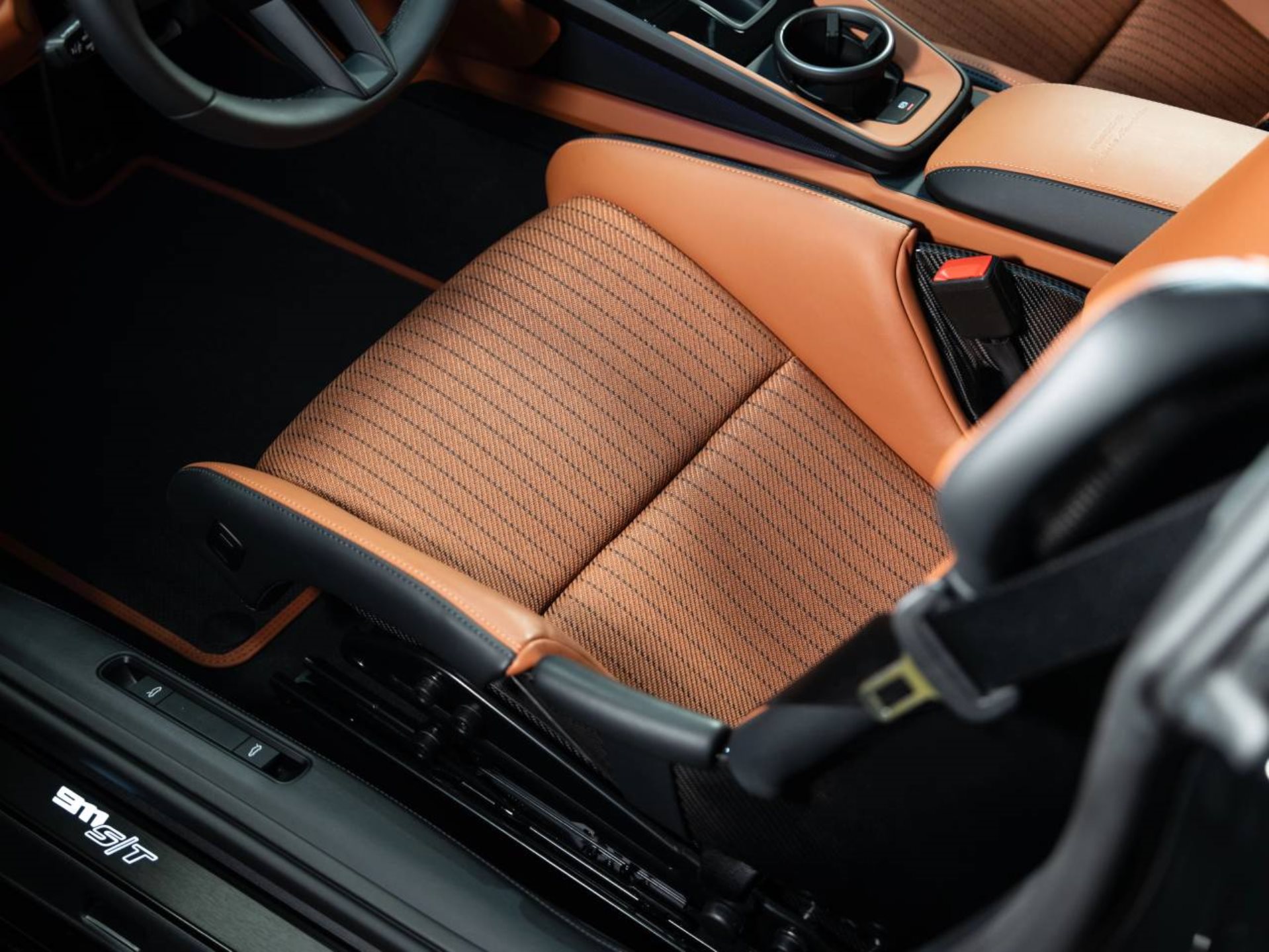 PORSCHE 911 S/T-image-23