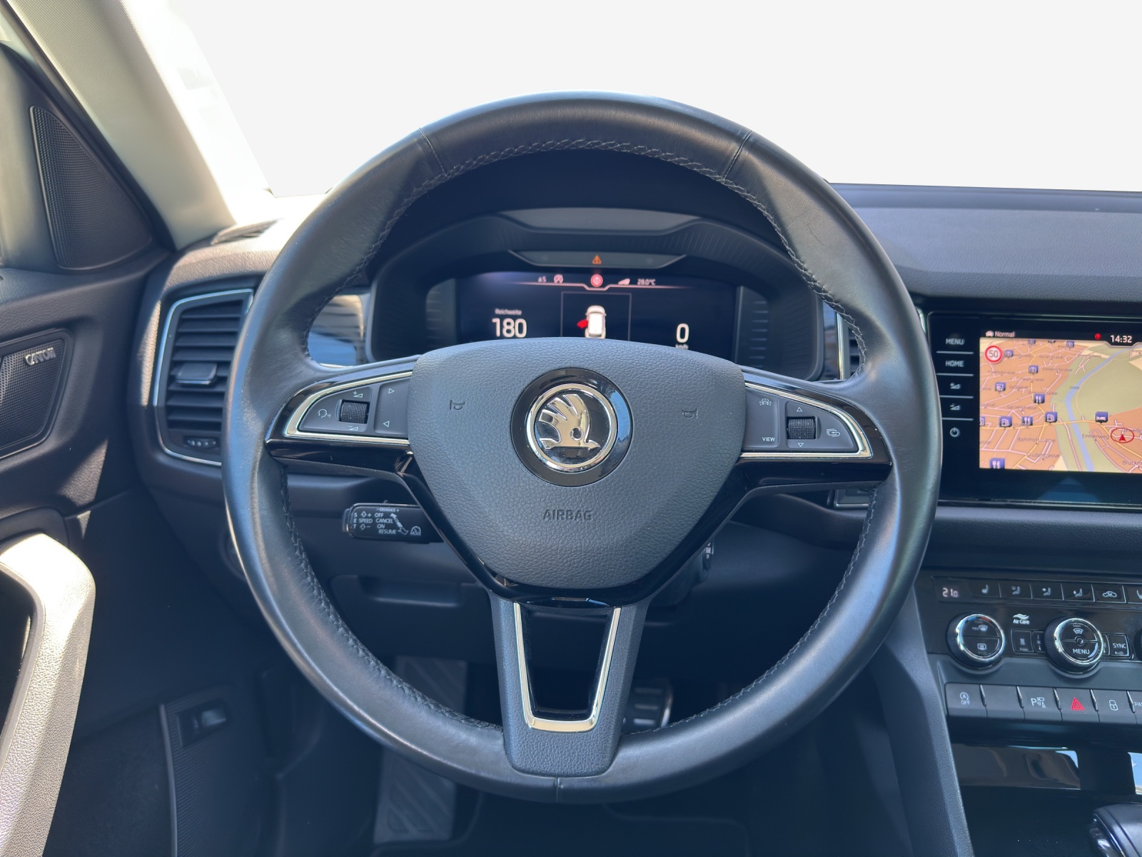 SKODA Kodiaq 2.0 TDI CR Scout 4x4 DSG-image-9