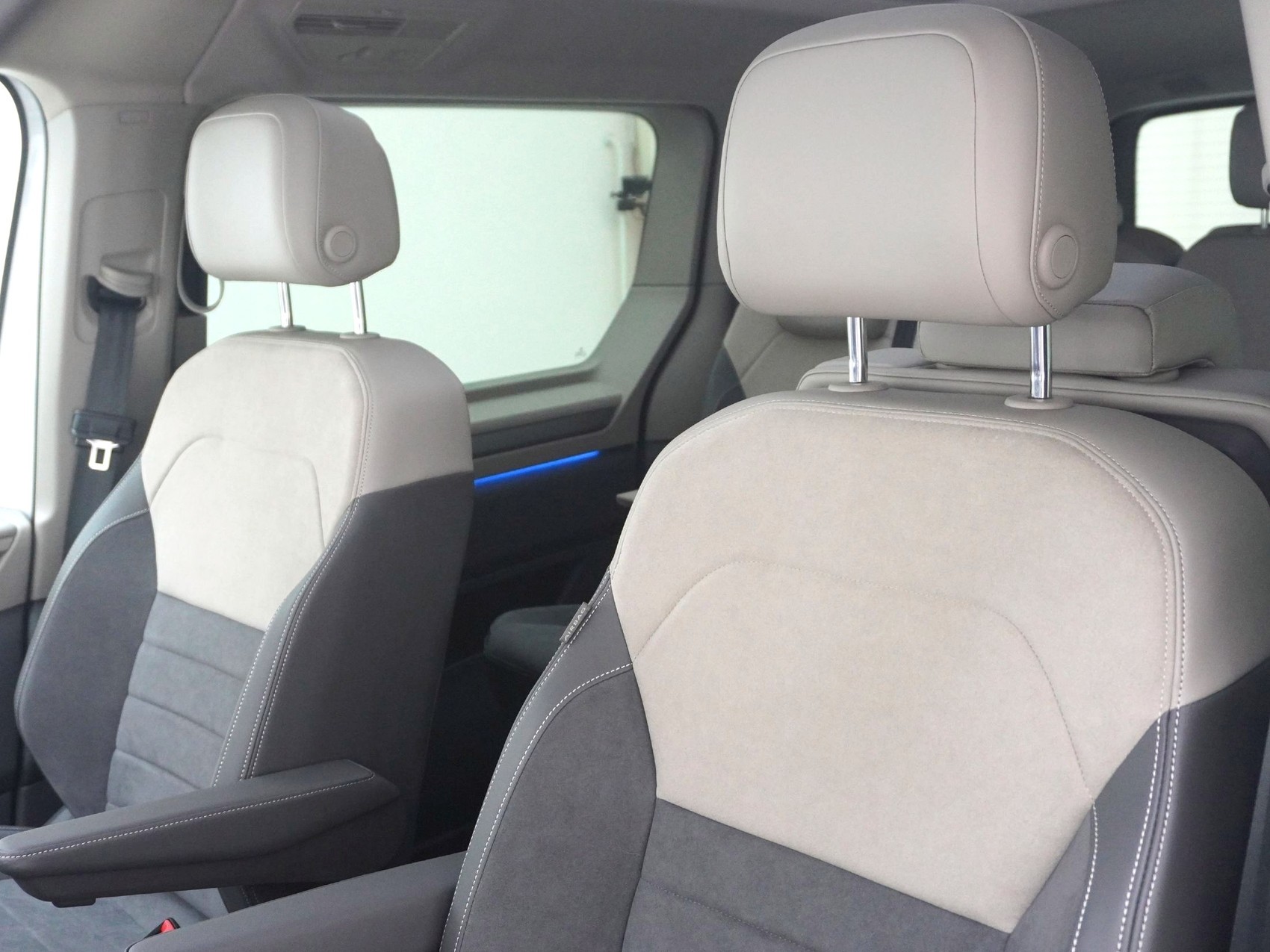 VW Multivan 1.5 TSI eHybrid Style DSG 4motion-image-13