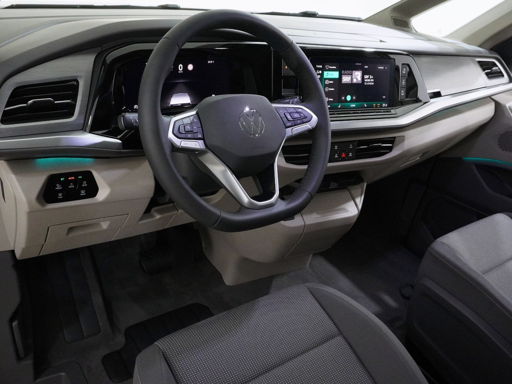 VW Multivan 1.5 TSI eHybrid Style DSG 4motion-image-10