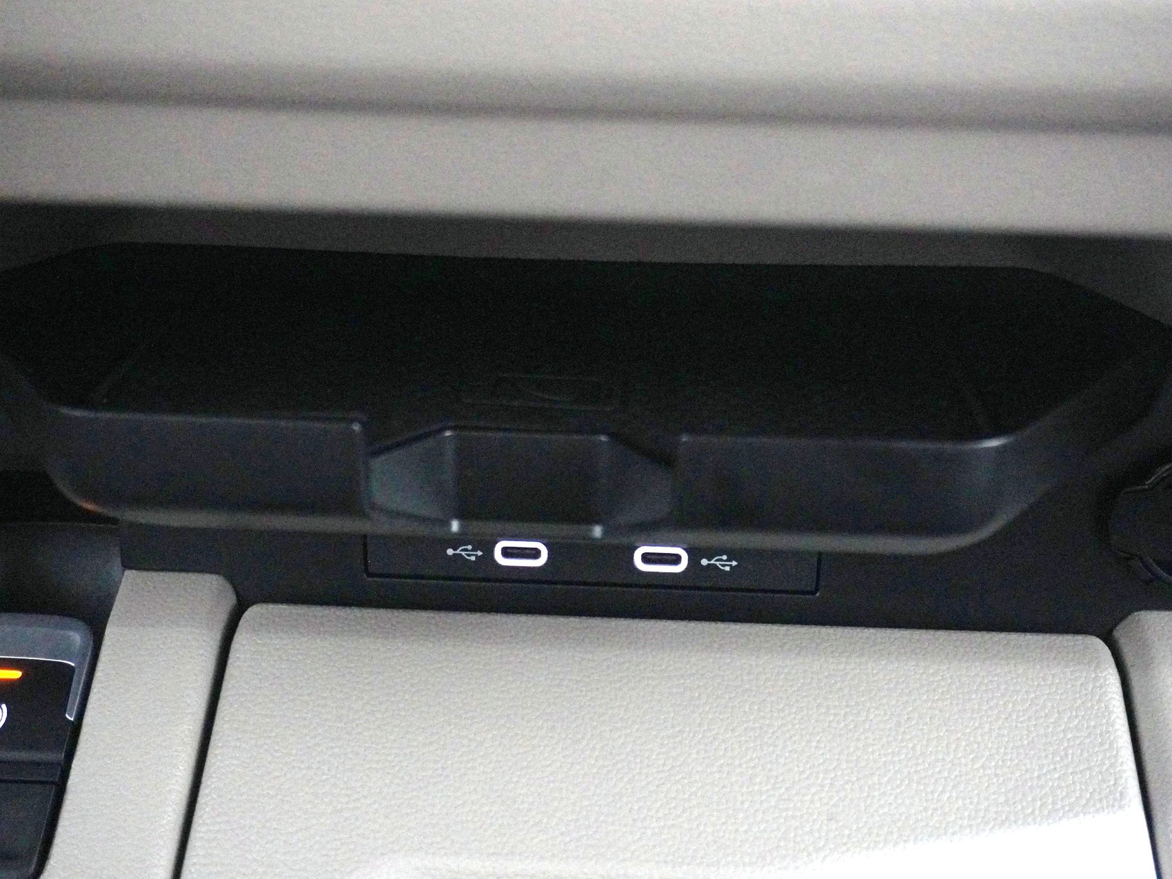 VW Multivan 1.5 TSI eHybrid Style DSG 4motion-image-24