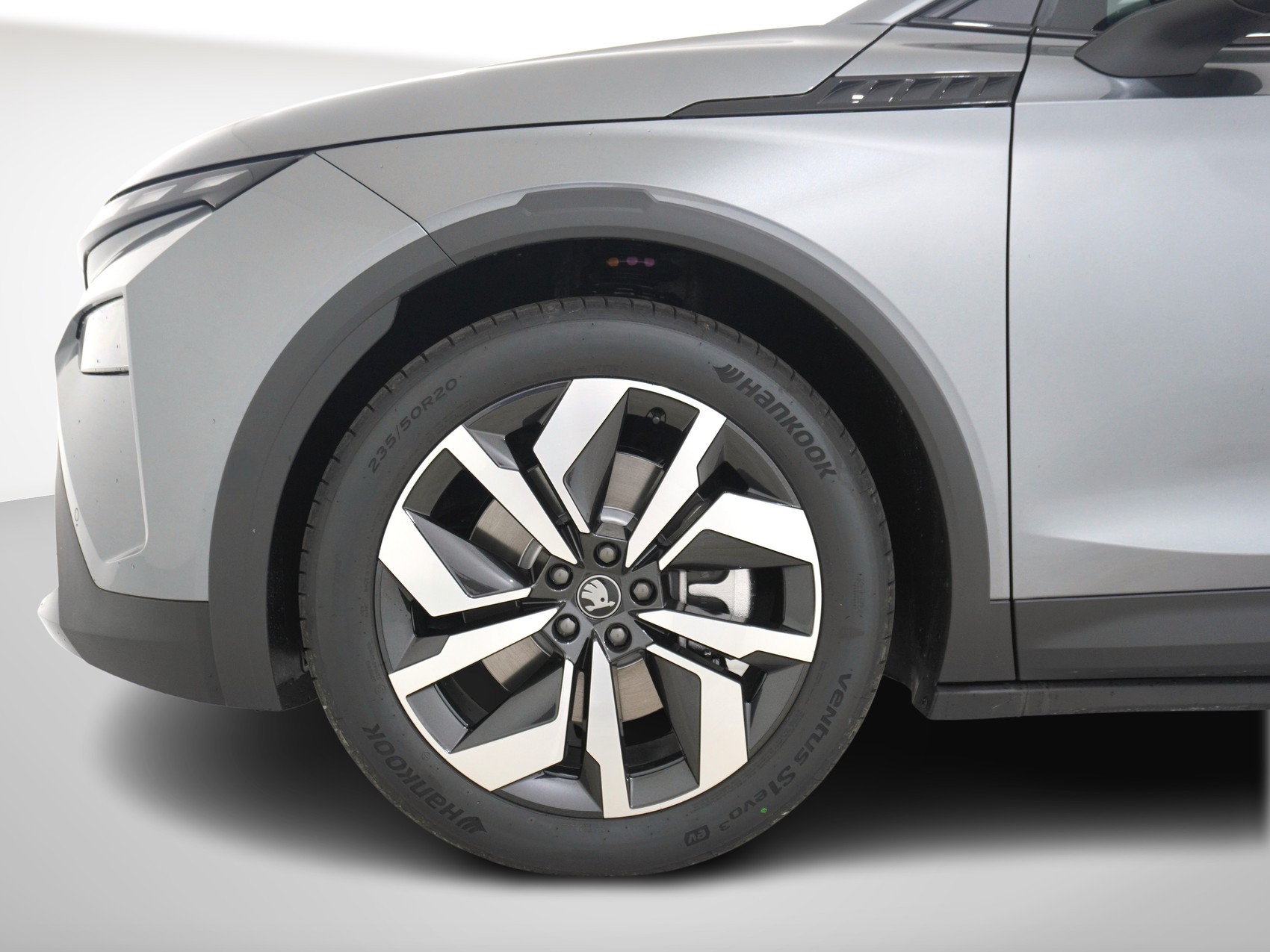 SKODA Elroq 85 Sport Line PLUS-image-8