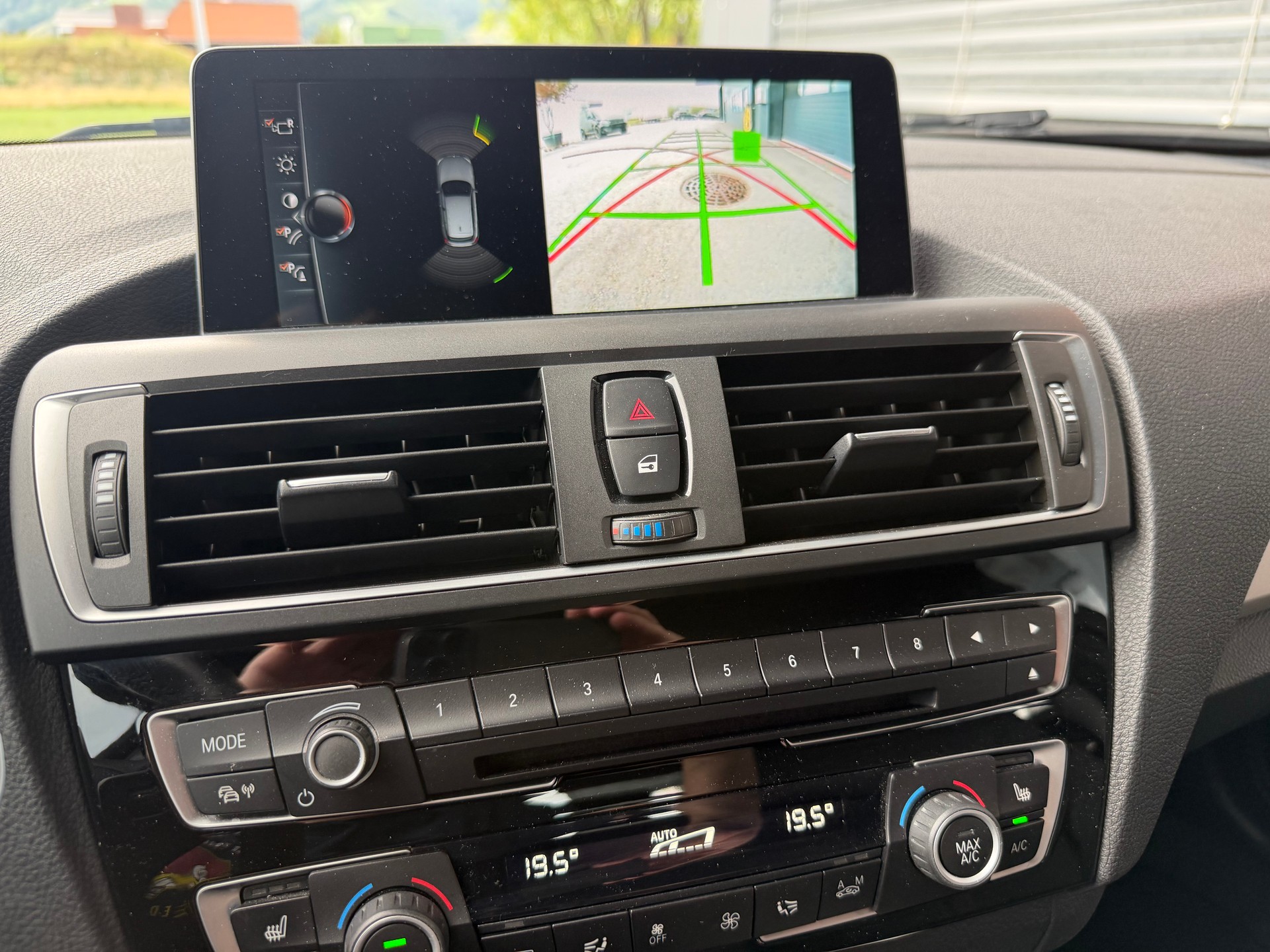 BMW 118i Steptronic-image-9